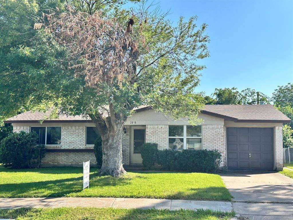 2818 Lowell Drive, Irving, TX 75062