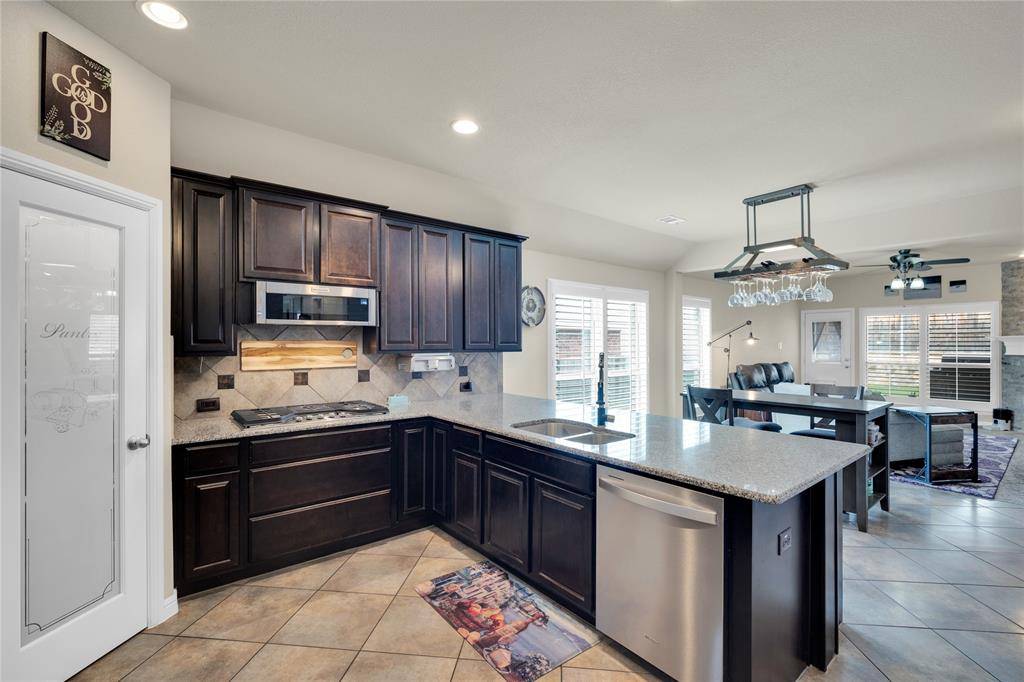 5913 Warmouth Drive, Fort Worth, TX 76179