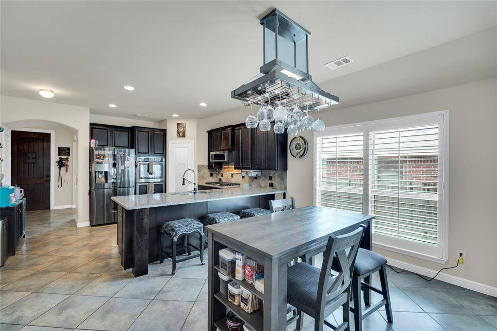 5913 Warmouth Drive, Fort Worth, TX 76179