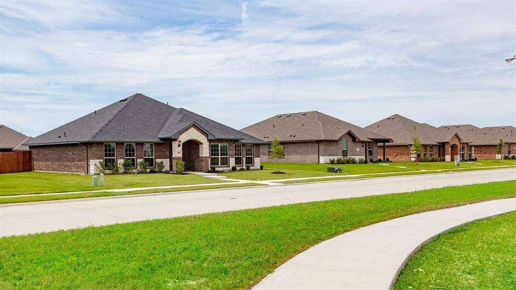 1521 Grimmauld Place, Waxahachie, TX 75165