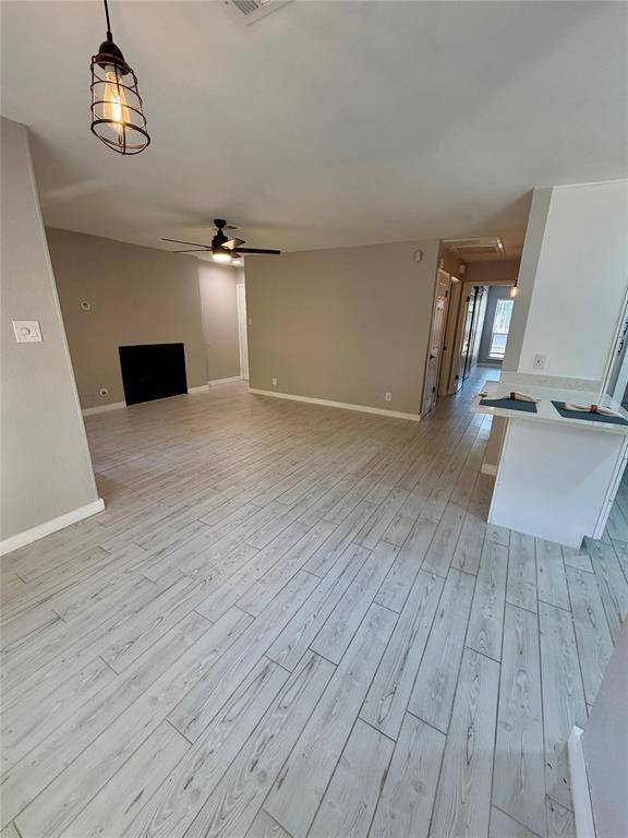 1108 Harwell Drive #1711, Arlington, TX 76011