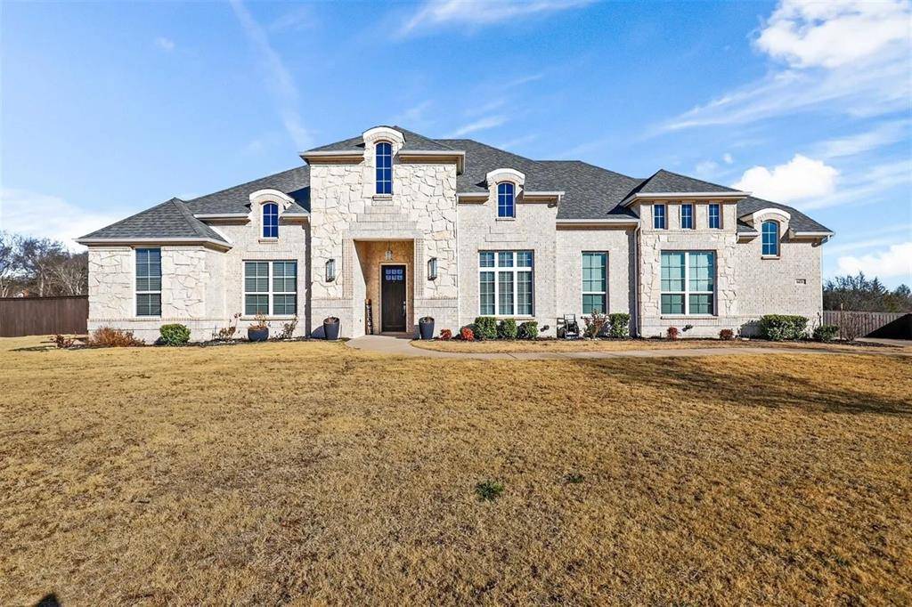6451 Still Waters Court, Midlothian, TX 76065