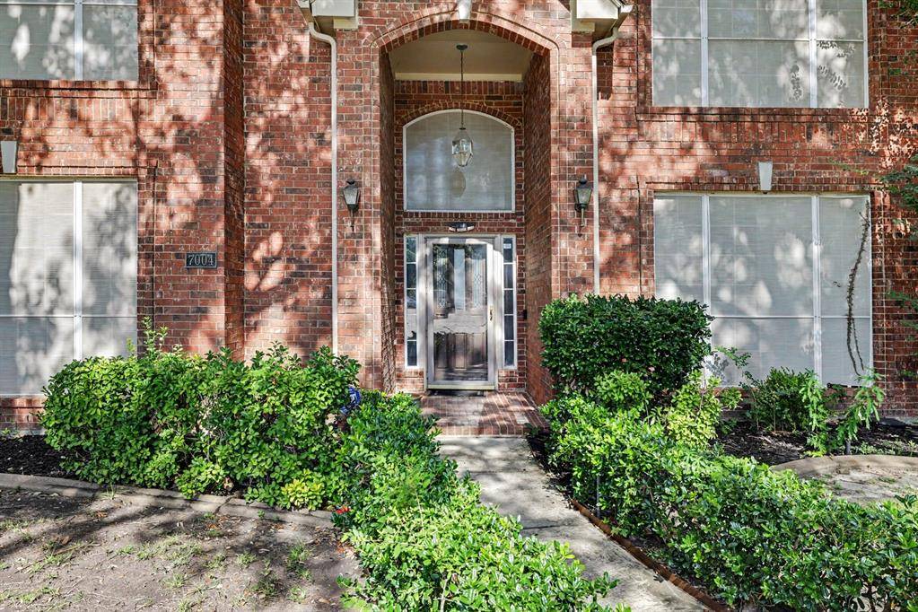 7004 Hillview Drive, Plano, TX 75025