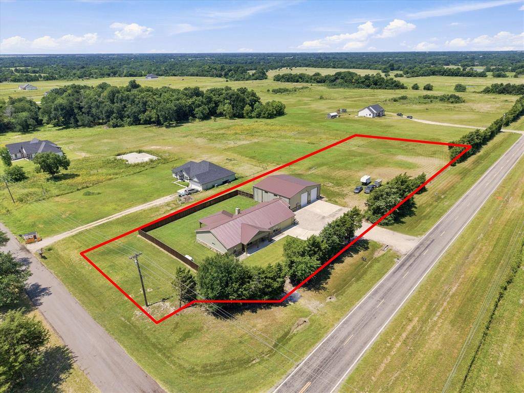 3157 Fm 2194, Celeste, TX 75423