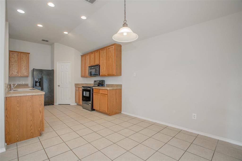 6000 Stirrup Iron Drive, Fort Worth, TX 76179