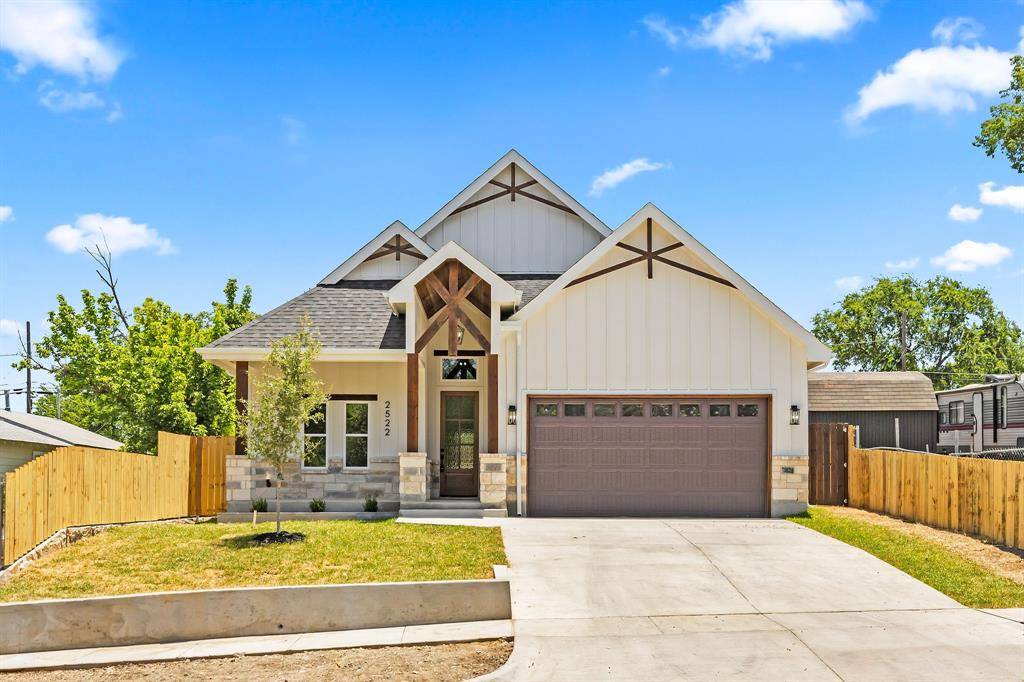 2522 Lincoln Avenue, Fort Worth, TX 76164