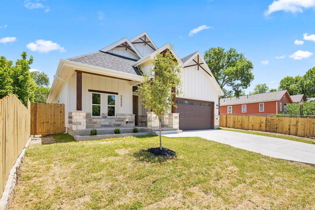 2522 Lincoln Avenue, Fort Worth, TX 76164