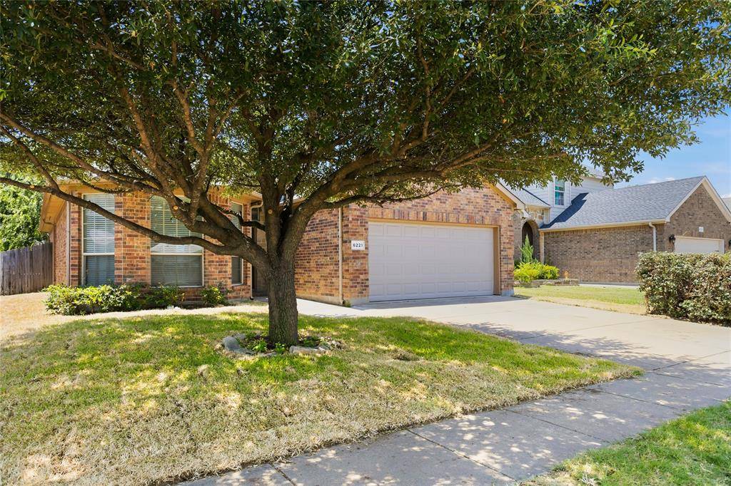 6221 Bush Buck Run, Fort Worth, TX 76179