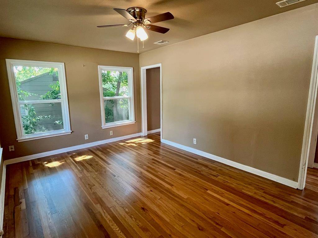 7412 Davenport Avenue, Fort Worth, TX 76116