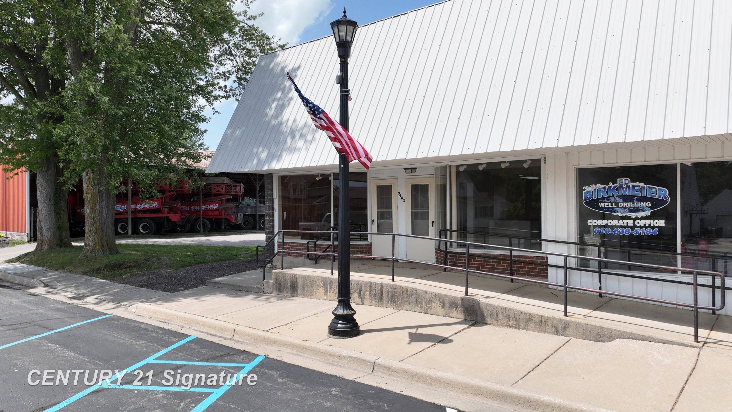 9463 Genesee ST, New Lothrop, MI 48460