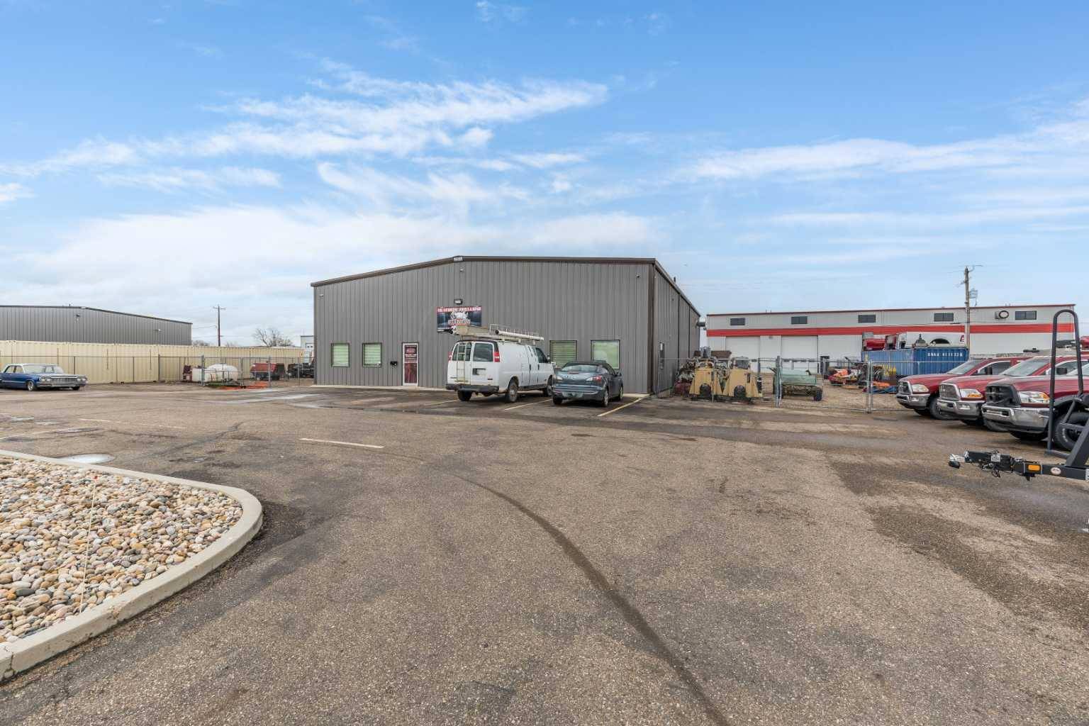81 Brier Estates WAY NW, Medicine Hat, AB T1C0B2