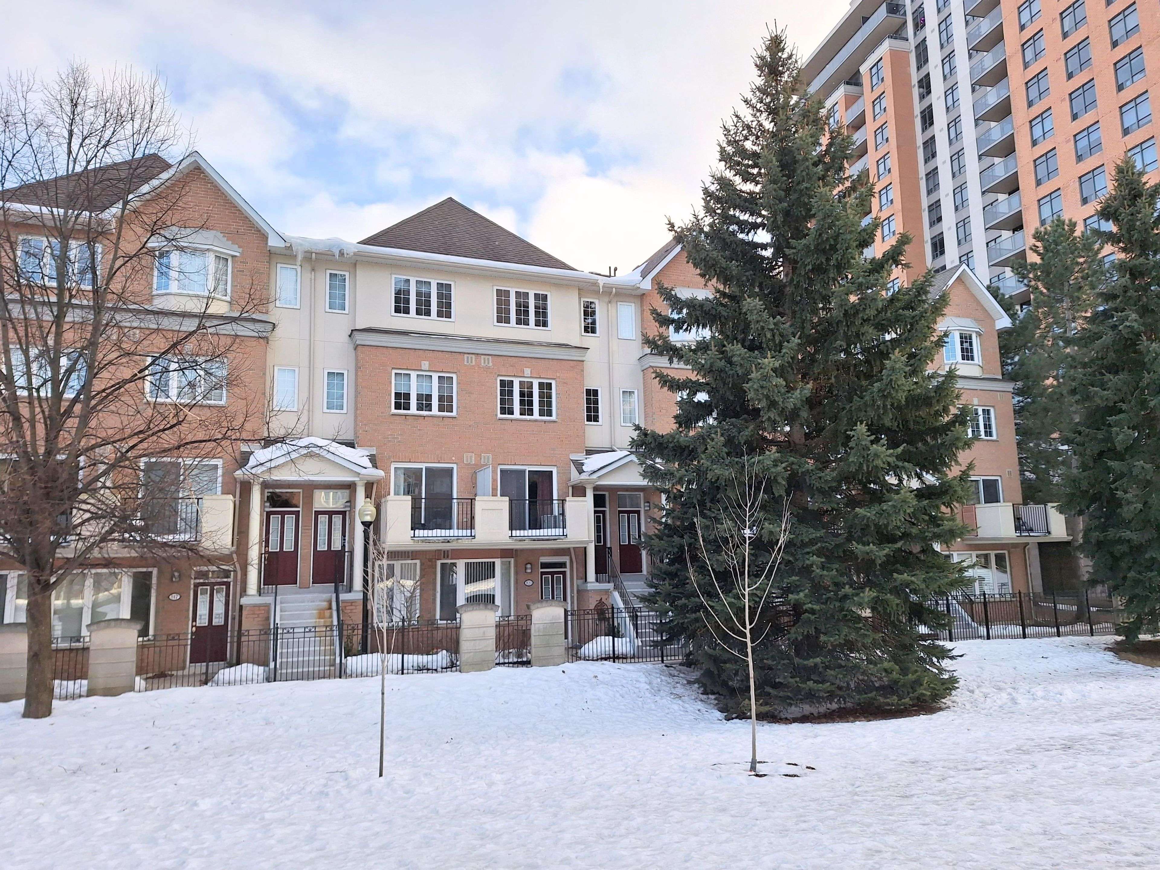 821 Grandview WAY, Toronto C14, ON M2N 6V5