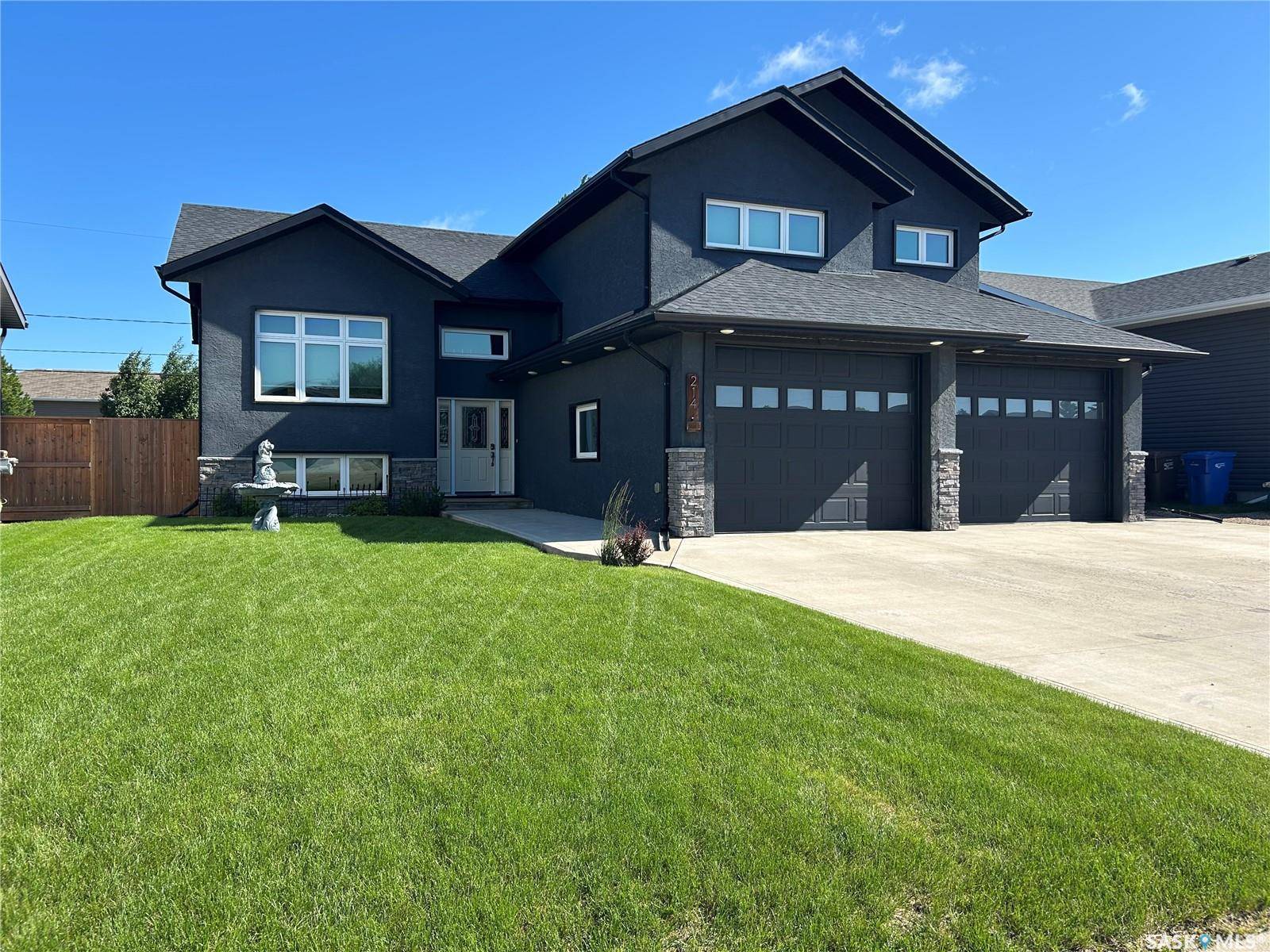 214 Elizabeth STREET, Melfort, SK S0E 1A0