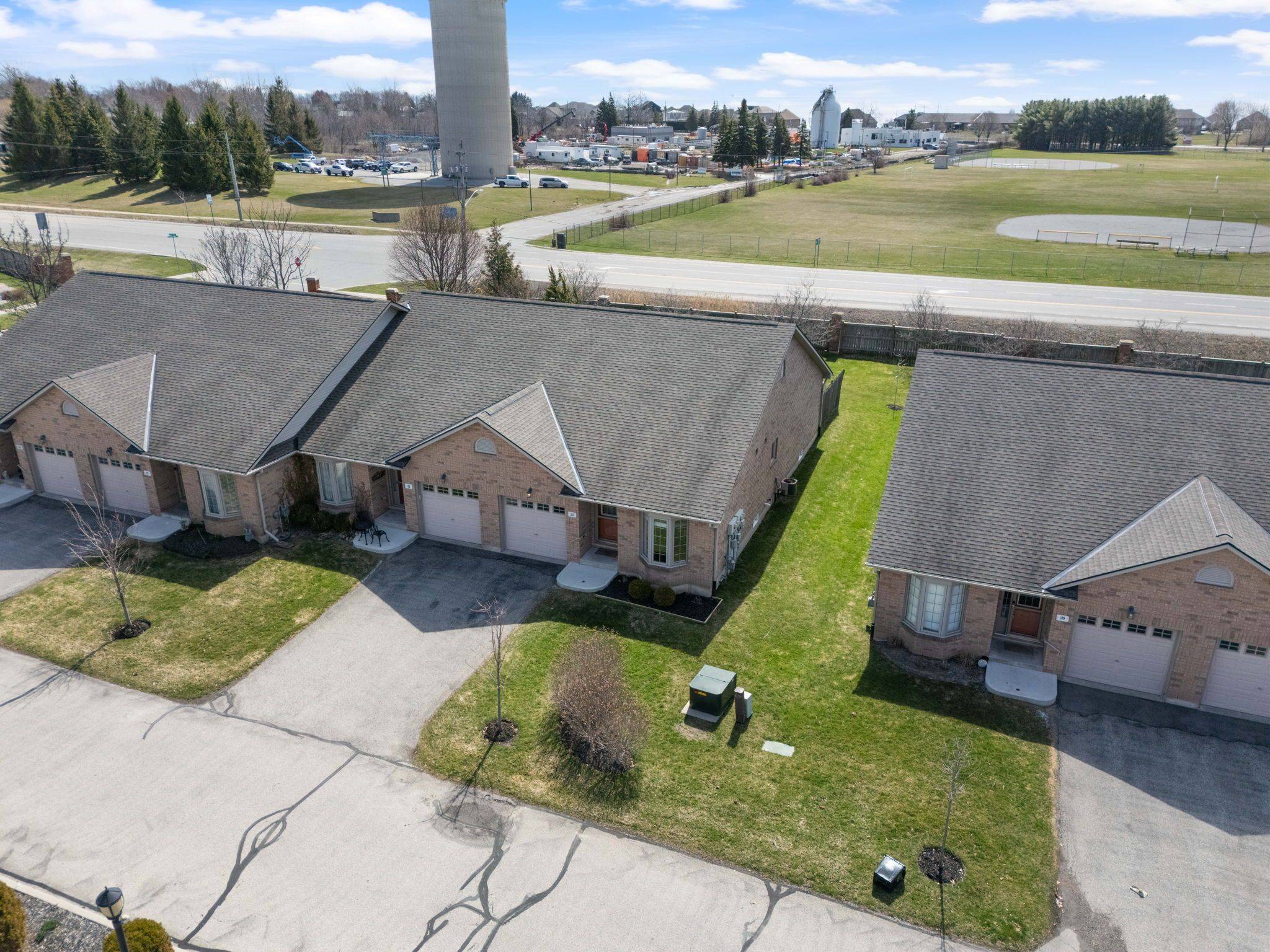 19 Somerset DR #21, Norfolk, ON N0A 1N7