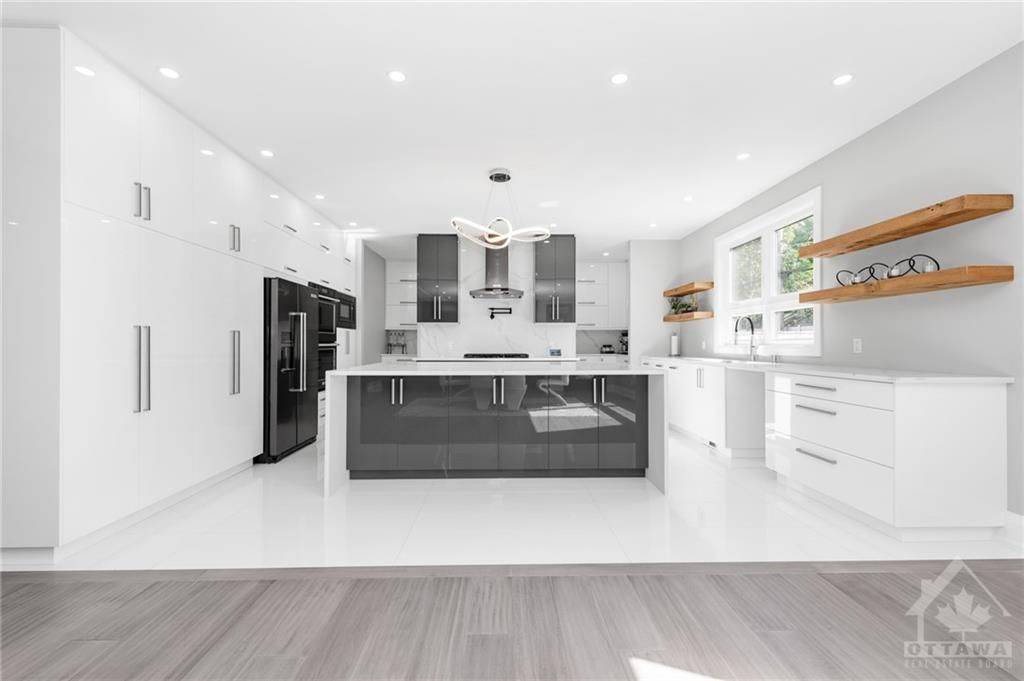 224 Roger RD, Alta Vista And Area, ON K1H 5C6