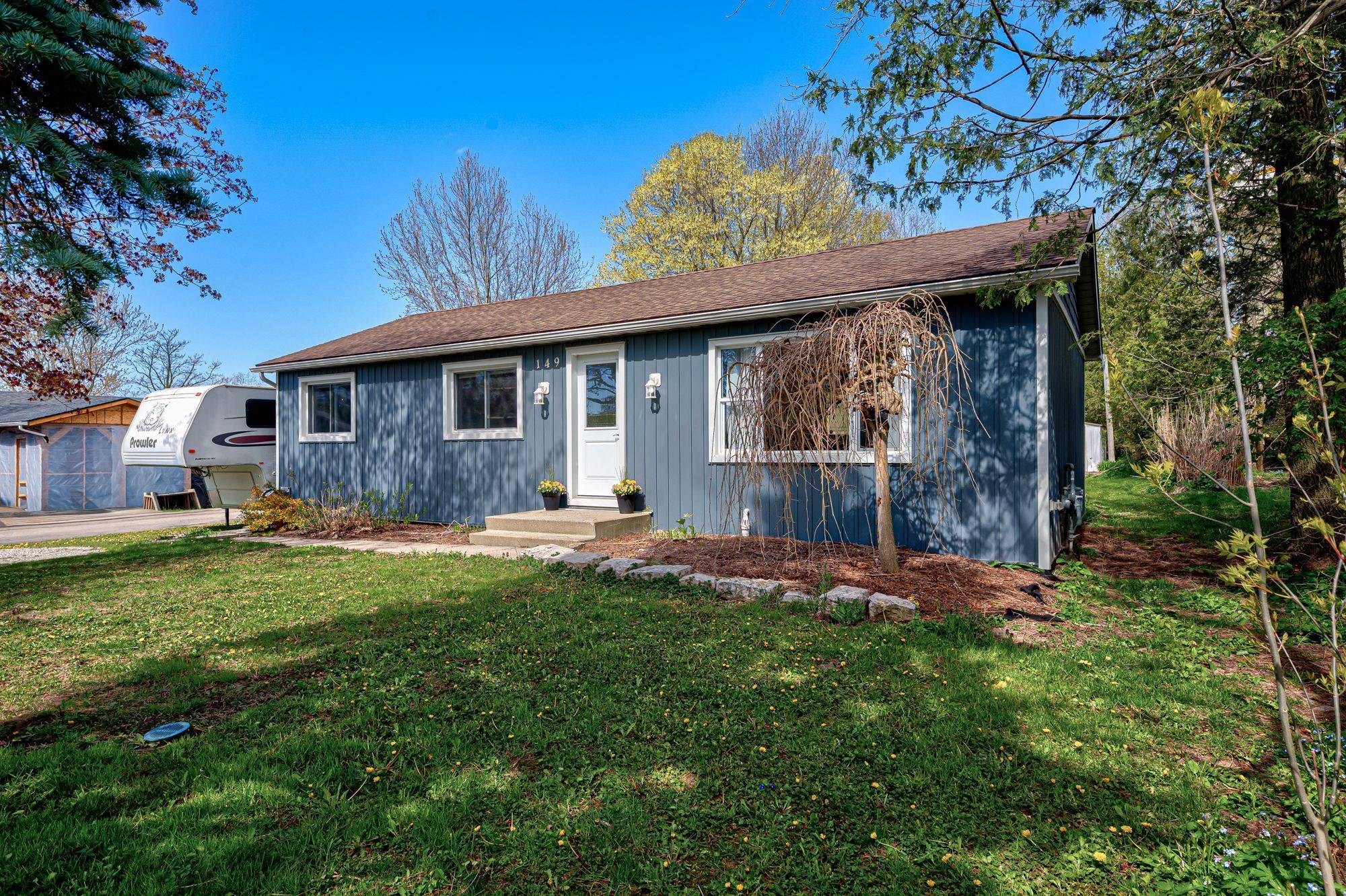 149 Isabella ST, Huron East, ON N0K 1W0