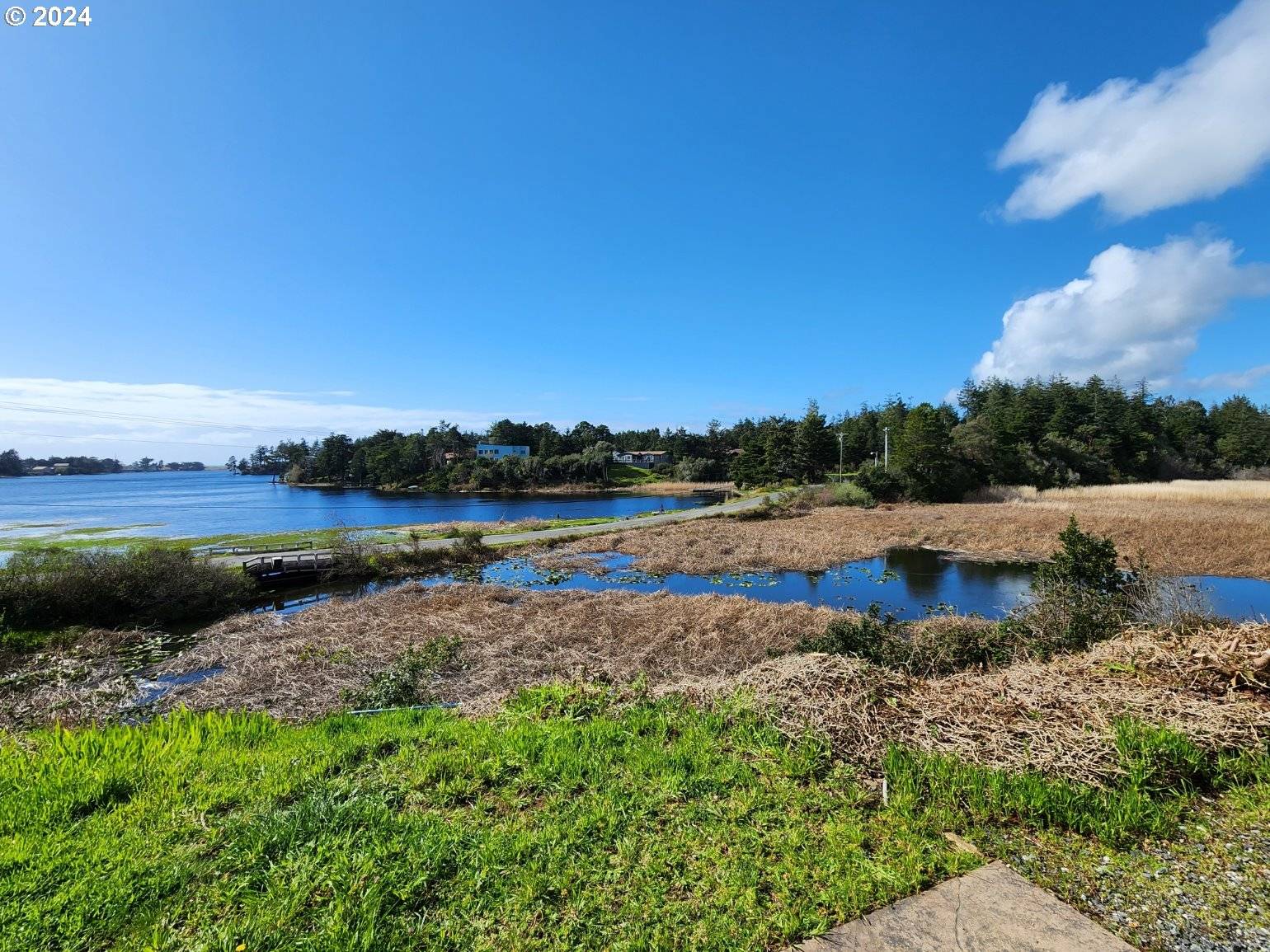 654 MADRONA AVE, Port Orford, OR 97465