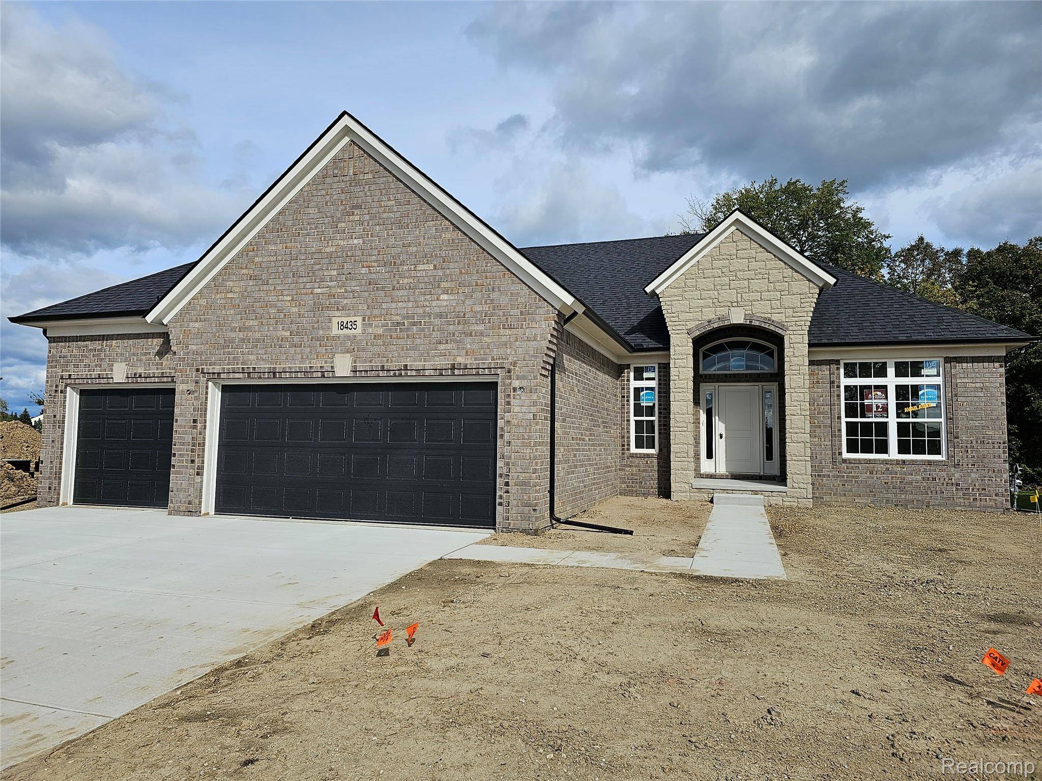 50418 Timberstone DR, Macomb Township, MI 48042