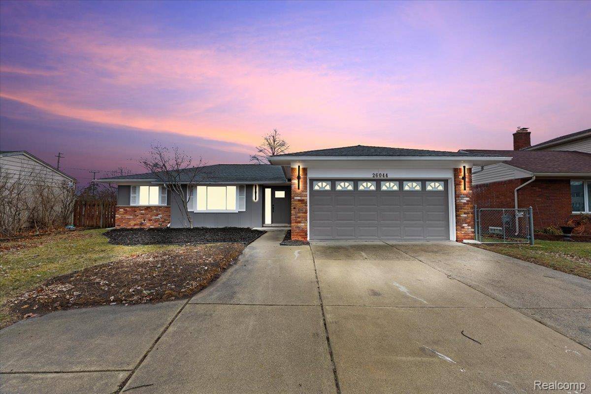26044 Cherry Hill RD, Dearborn Heights, MI 48127