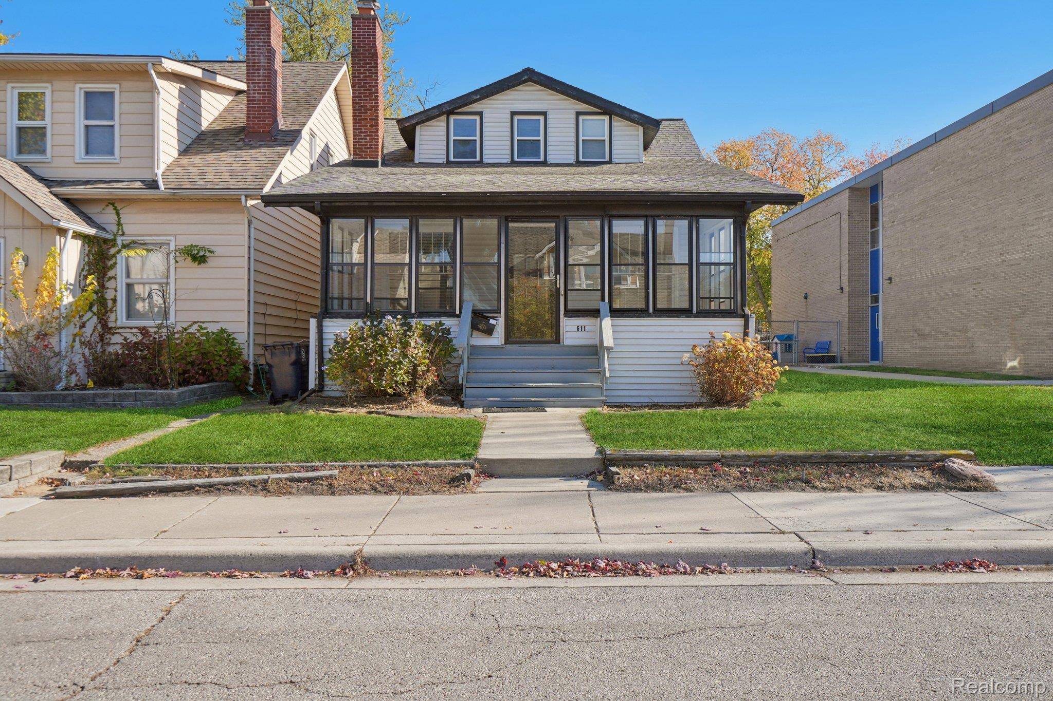 611 S West ST, Royal Oak, MI 48067