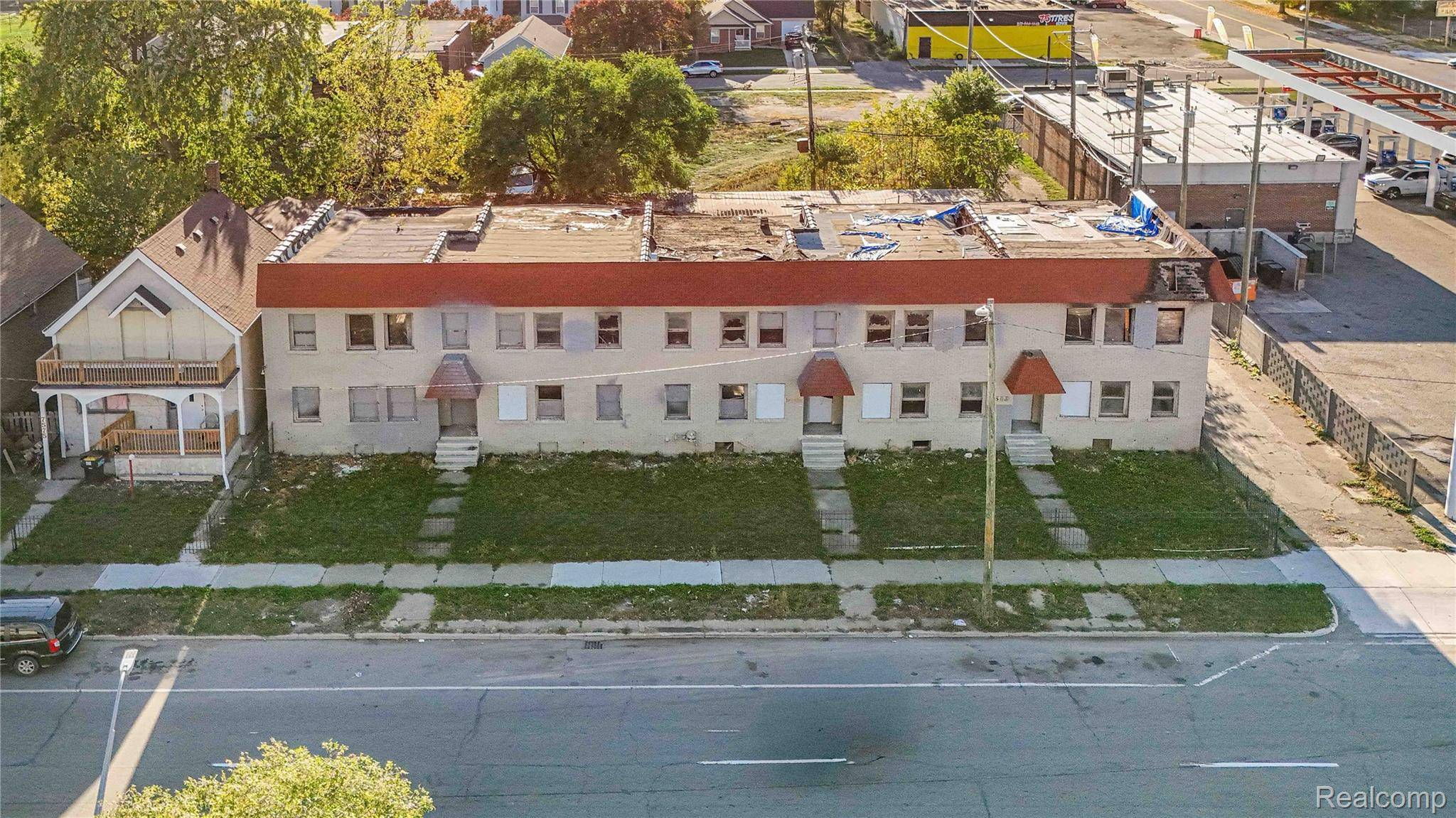 7579 Chrysler, Detroit, MI 48211