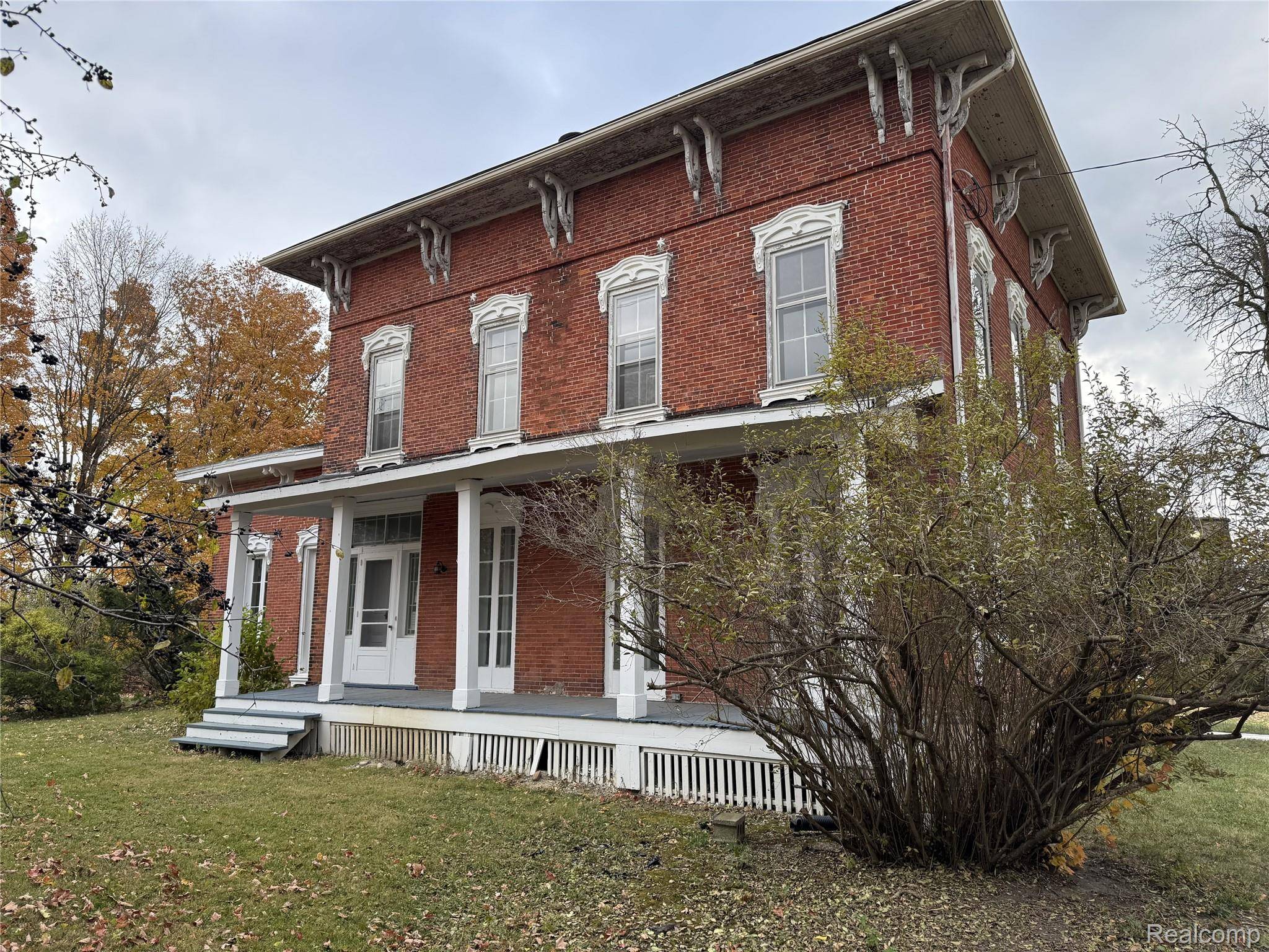 7443 E Michigan AVE, Saline, MI 48176