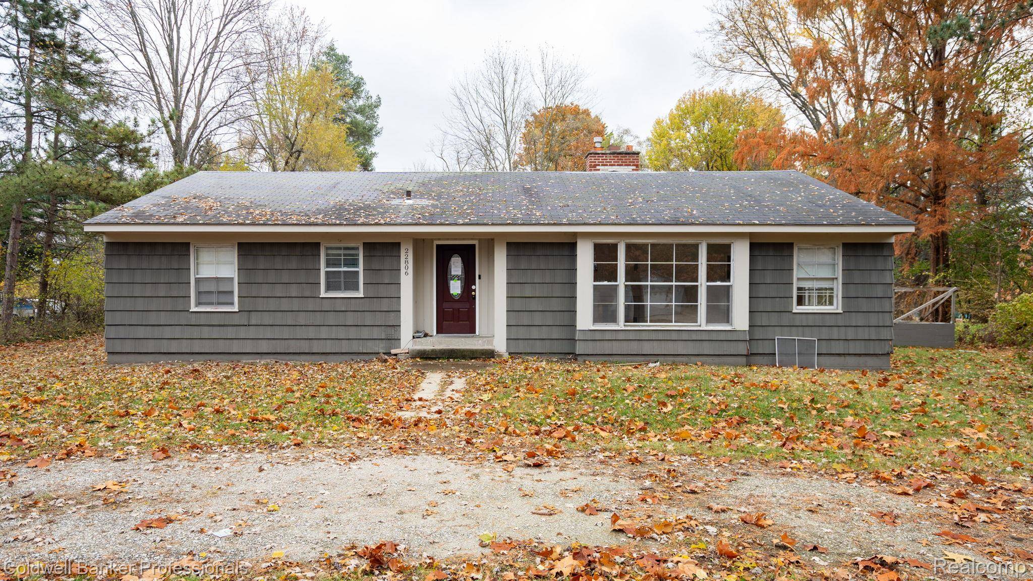 22806 Carleton AVE, Southfield, MI 48033