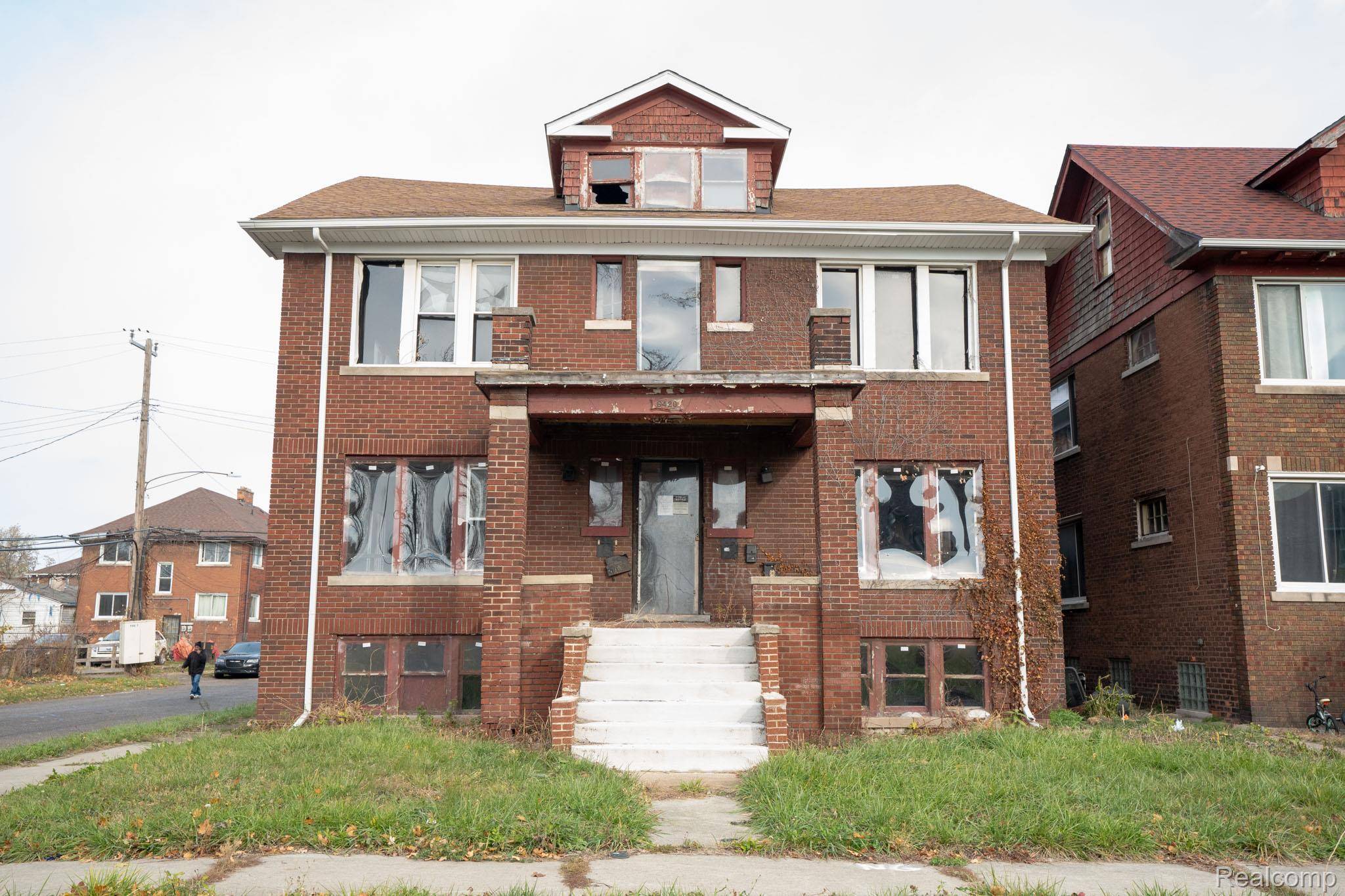 6420 Tuxedo ST, Detroit, MI 48204