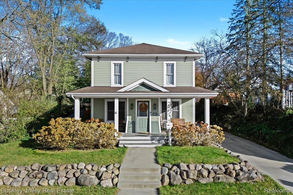 116 Leith ST, Brighton, MI 48116