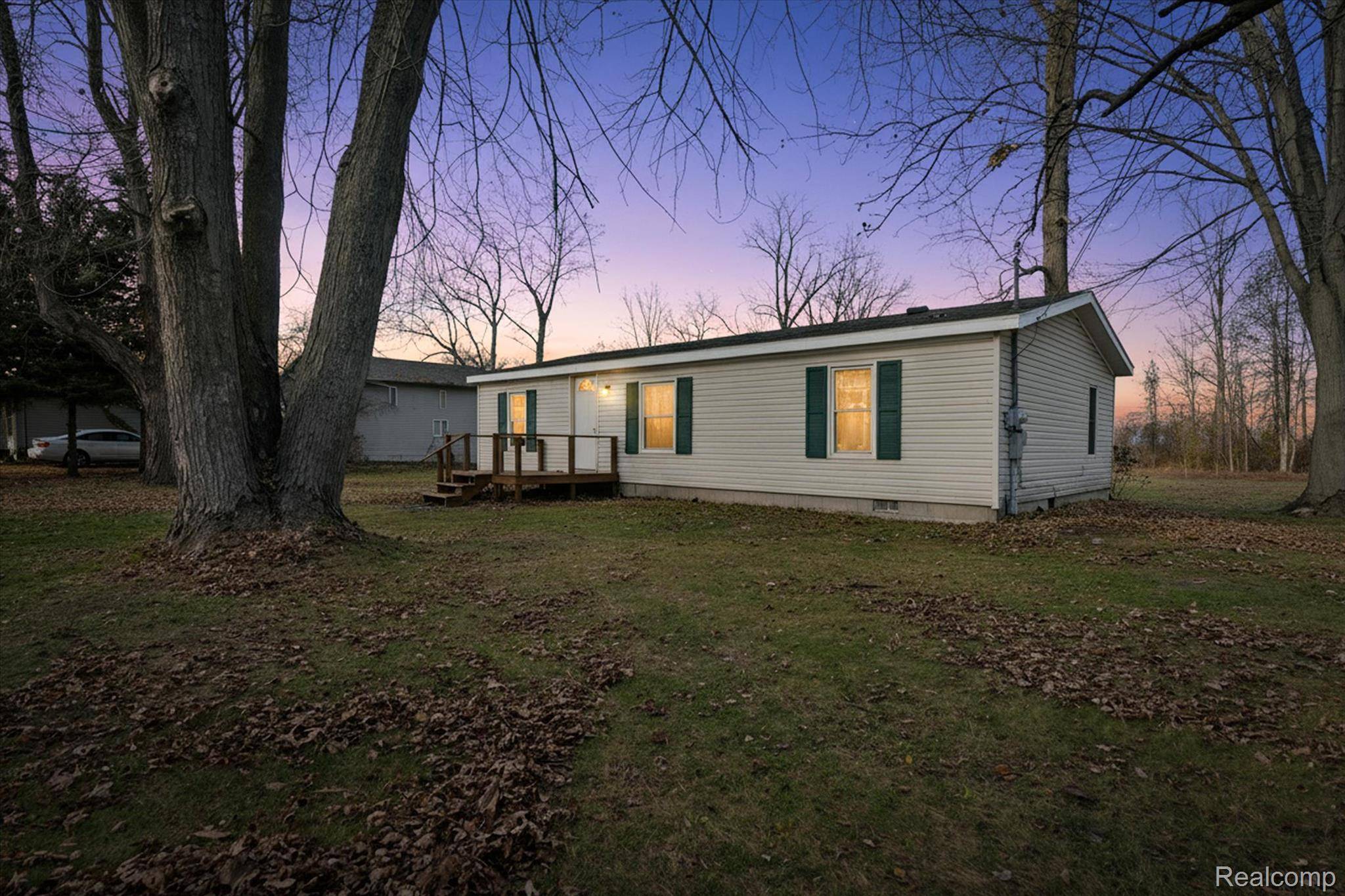 2170 W Sloan RD, Albee Township, MI 48417