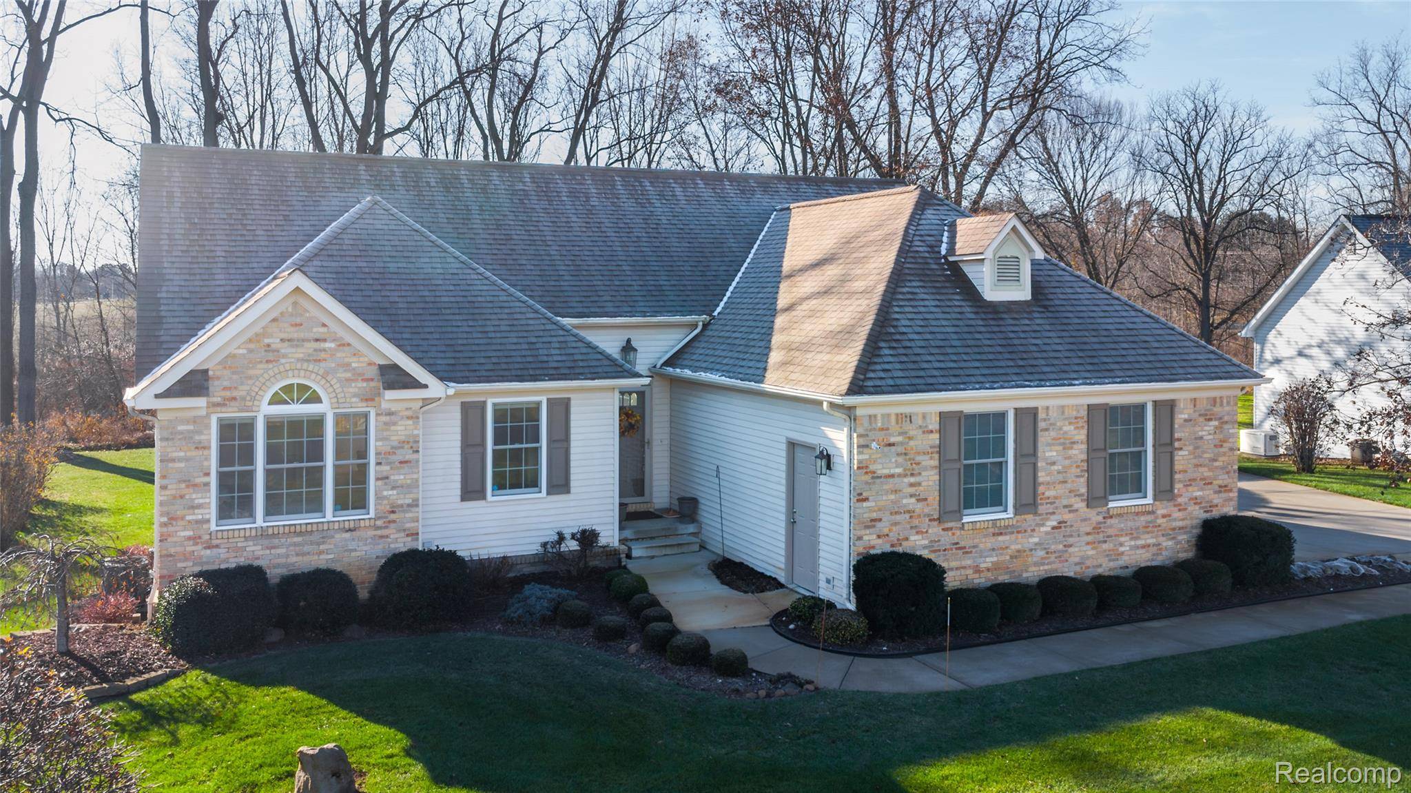 7425 Charles CT, Argentine Township, MI 48451