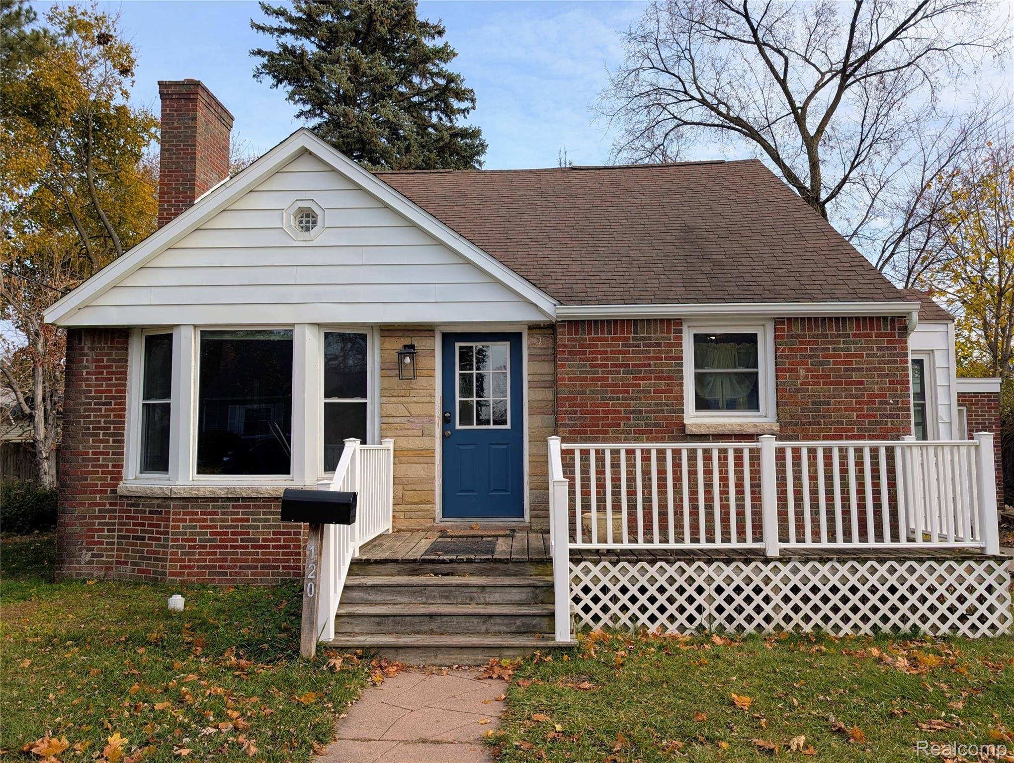 120 Gratton ST, Bad Axe, MI 48413