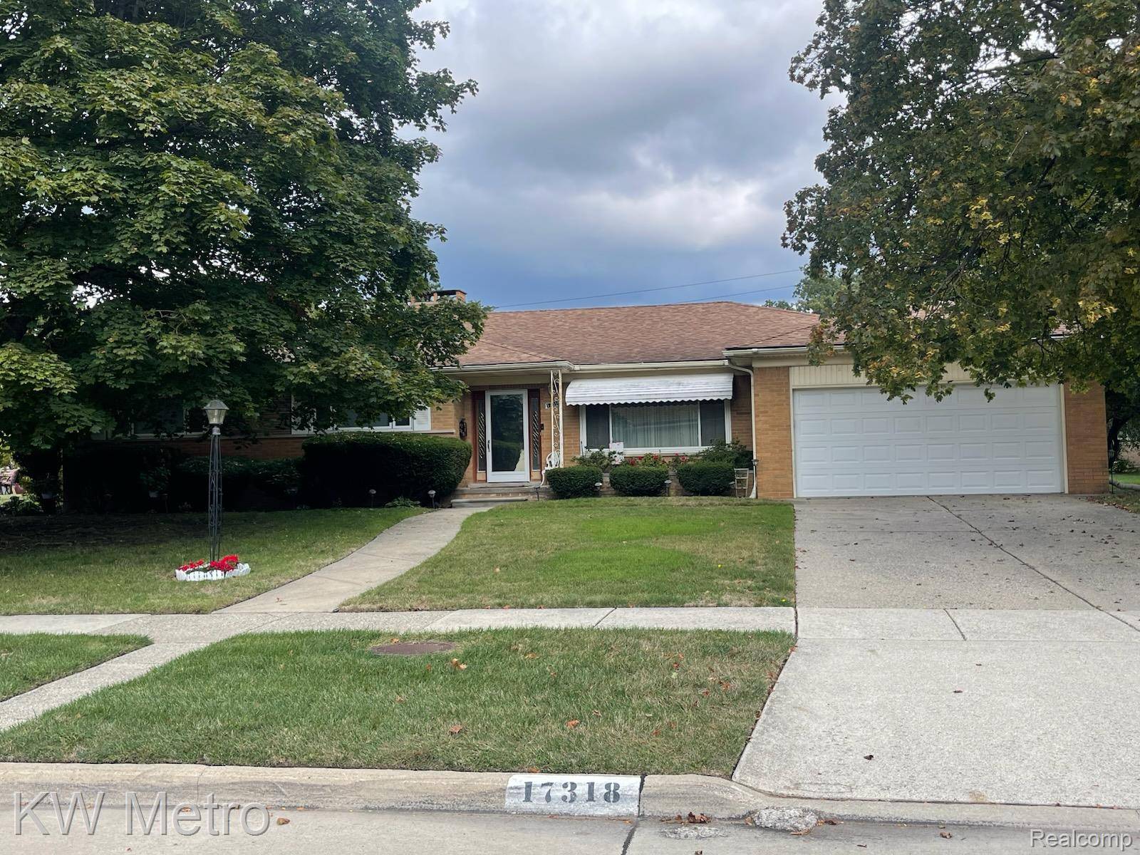 17318 Westover RD, Southfield, MI 48075