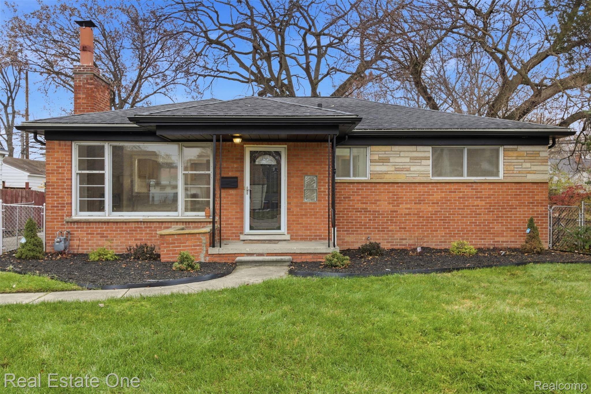 31417 Marquette ST, Garden City, MI 48135