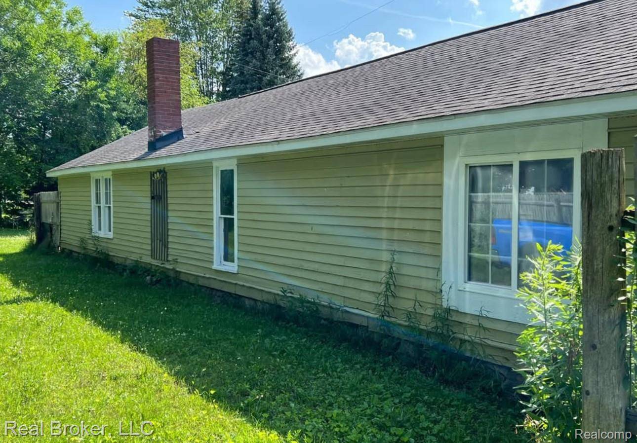 4321 BEACH ST, Akron Village, MI 48701