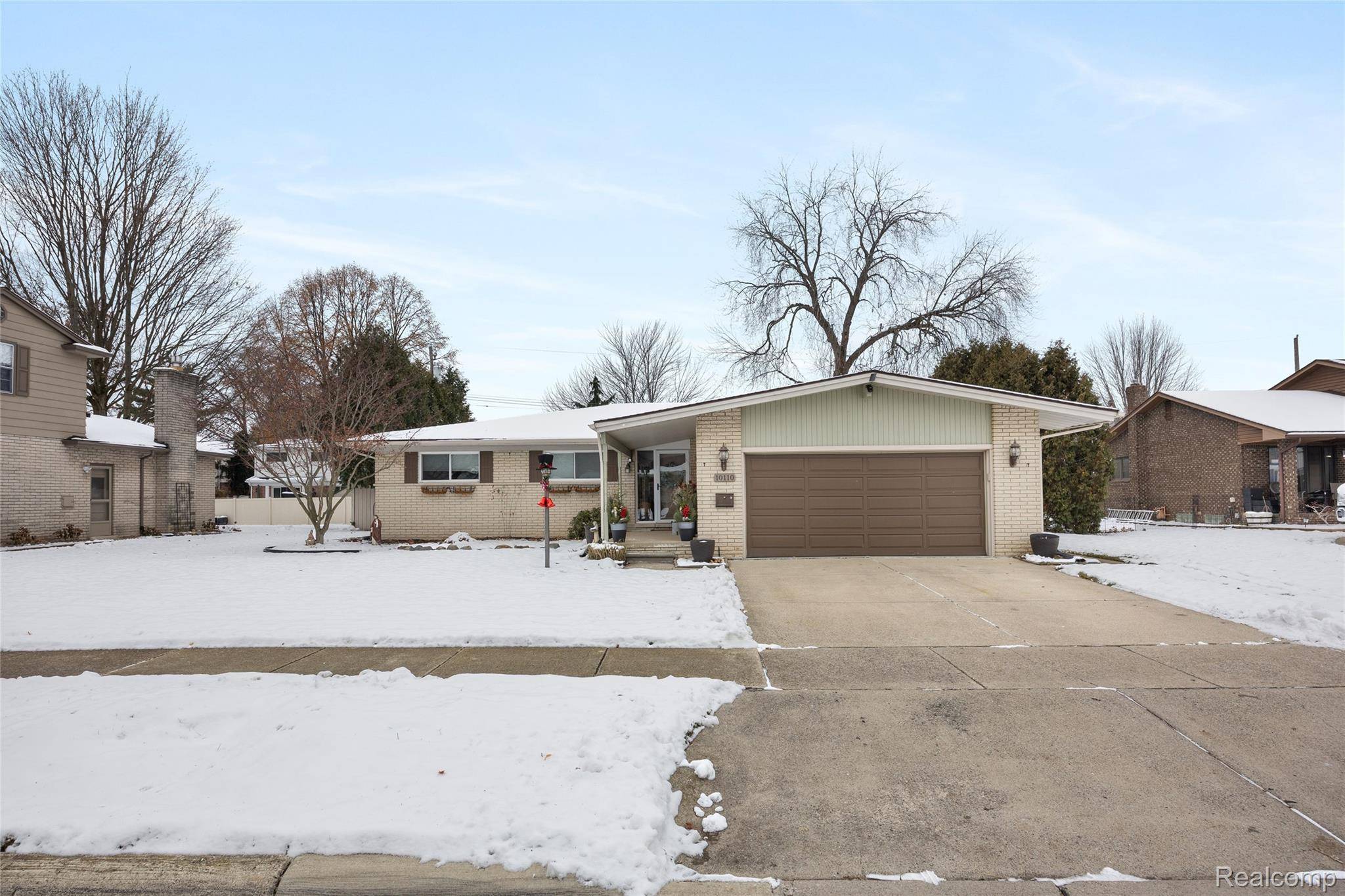 10110 Balfour AVE, Allen Park, MI 48101