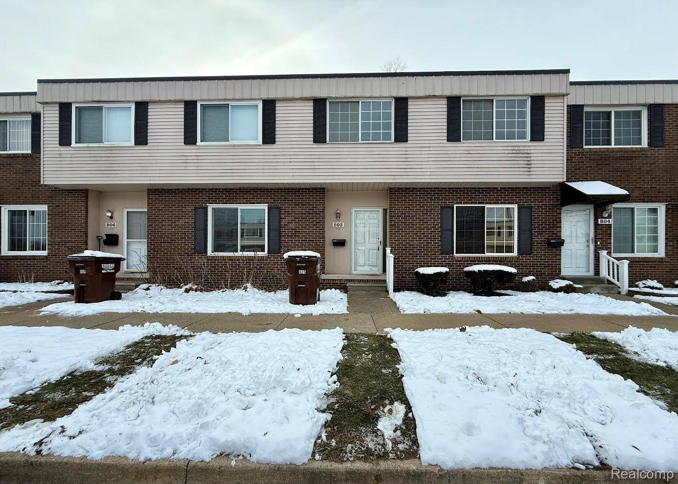 805 Estrada DR, Belleville, MI 48111