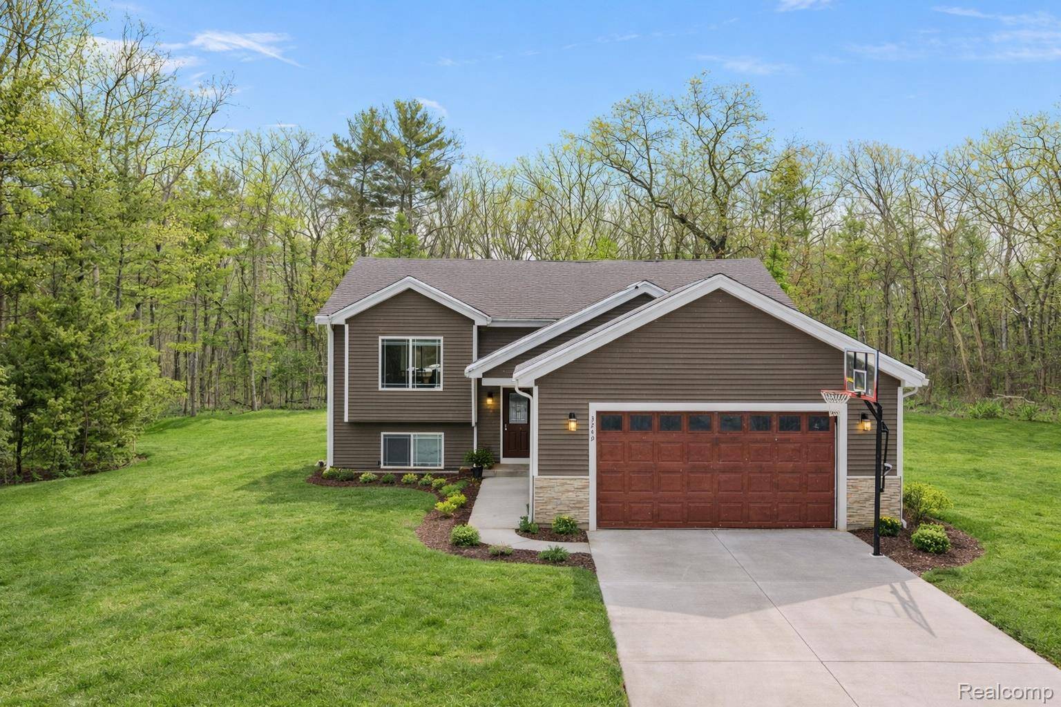 3249 Centennial Oak DR, Manlius Township, MI 49419