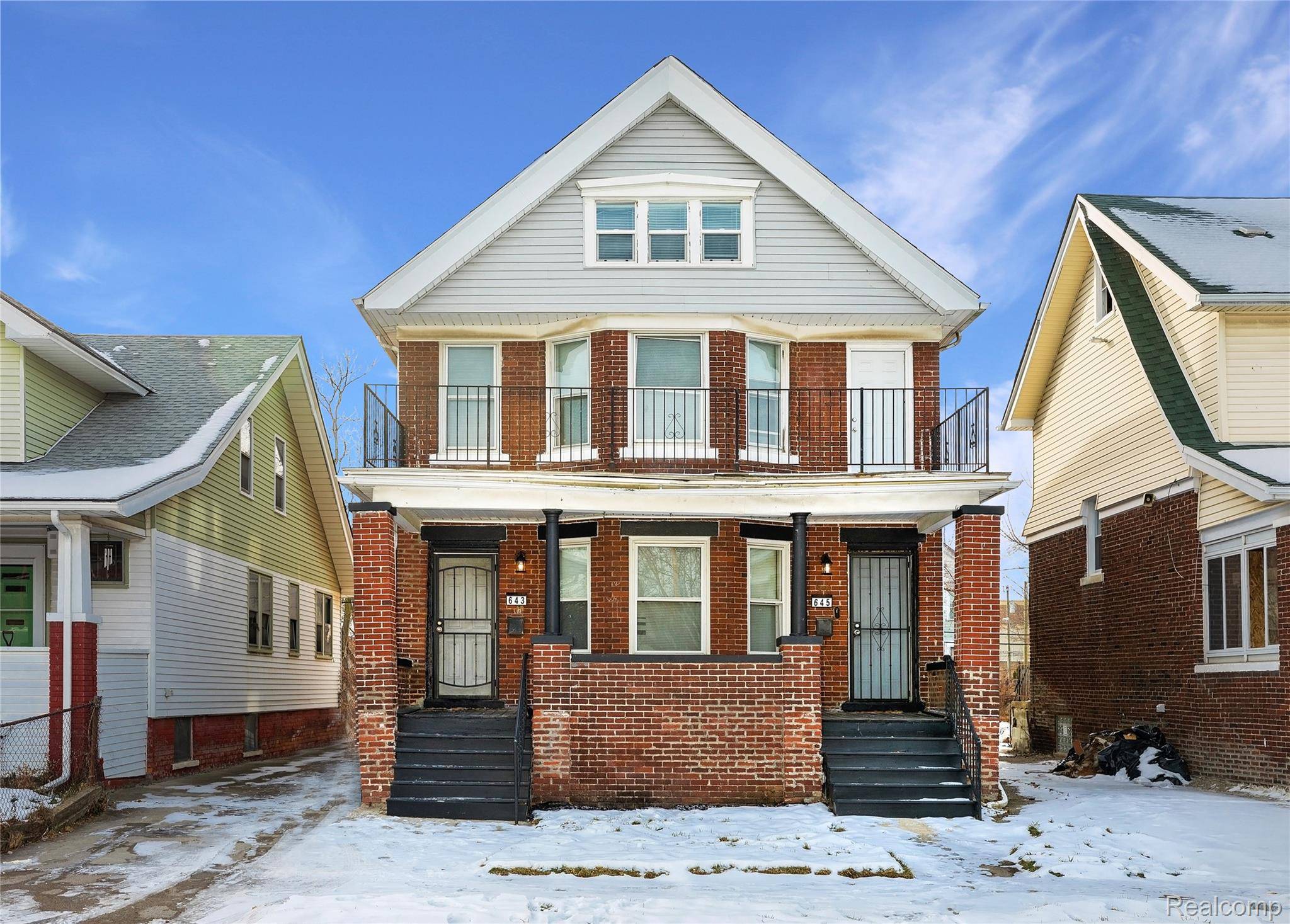 643 Navahoe ST, Detroit, MI 48215