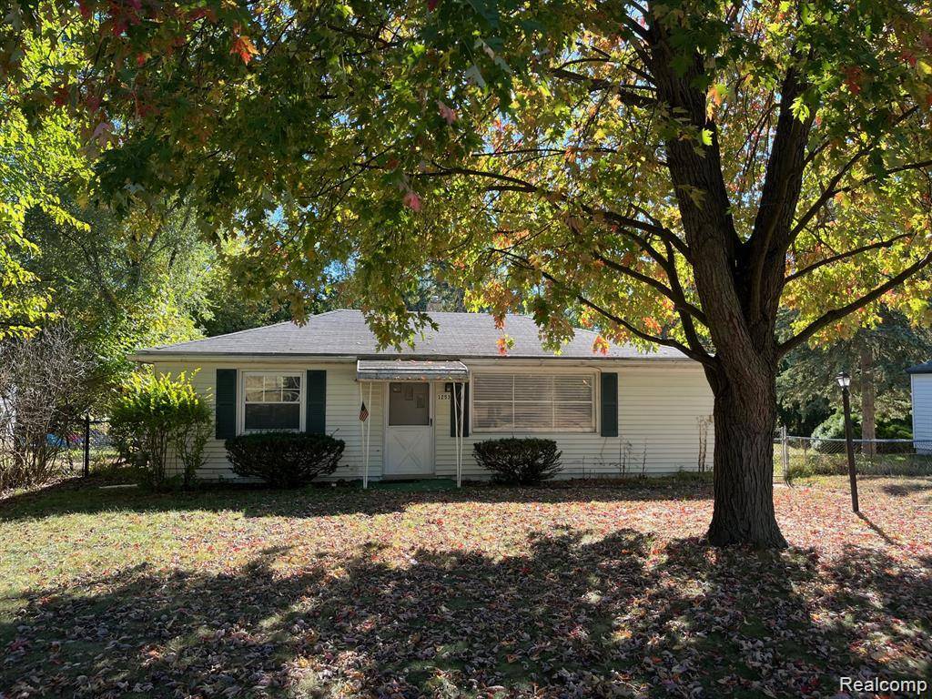 1253 Atkinson AVE, Bloomfield Hills, MI 48302