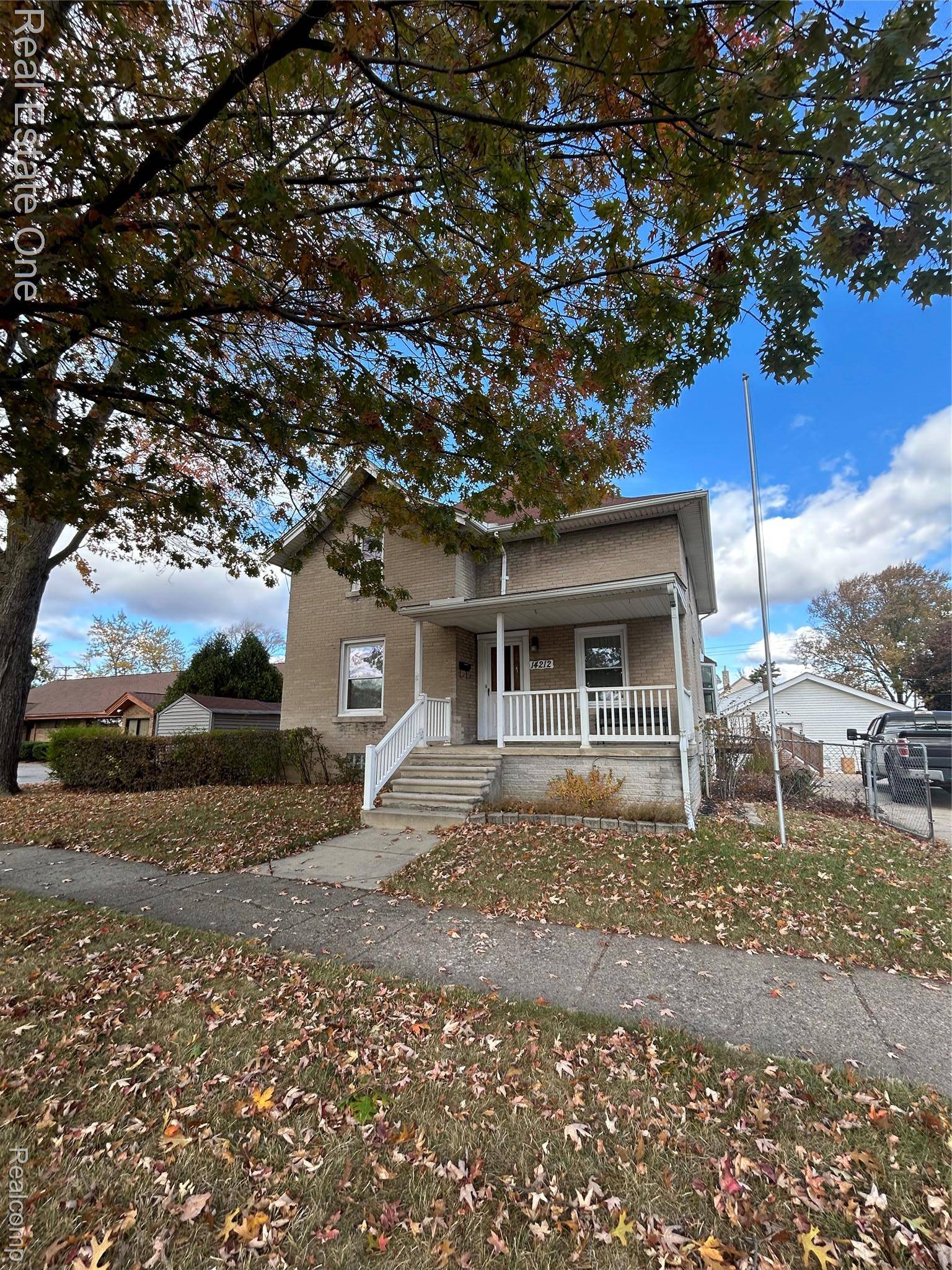 14212 Northline RD, Southgate, MI 48195