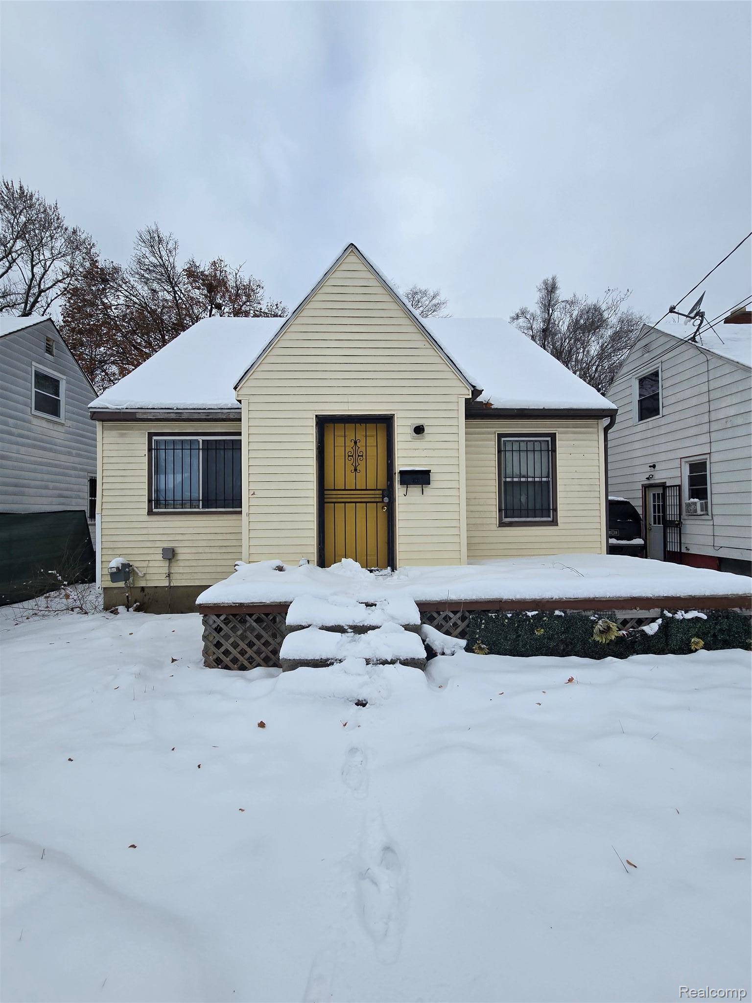 3505 Leerda ST, Flint, MI 48504