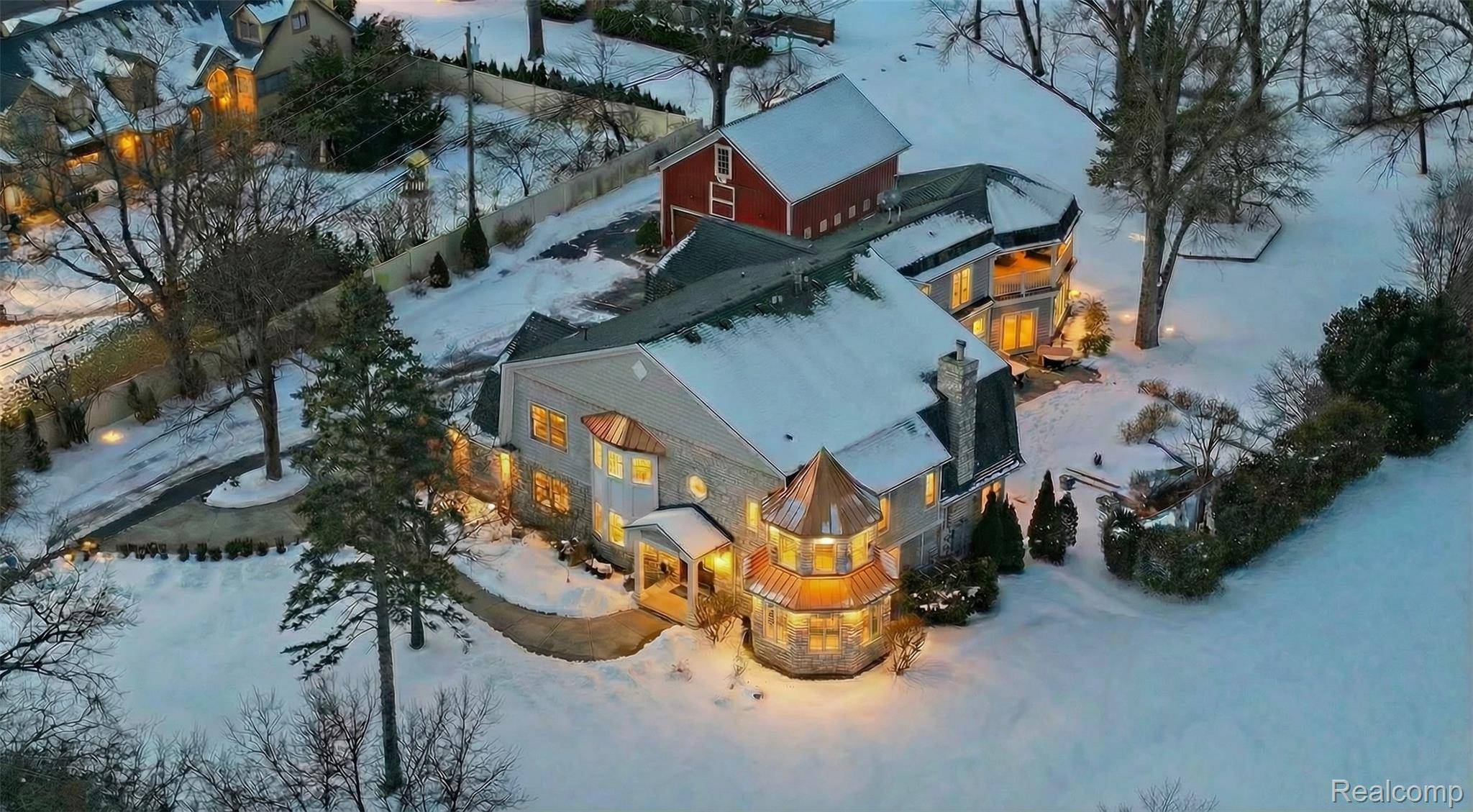 6900 Franklin RD, Bloomfield Hills, MI 48301