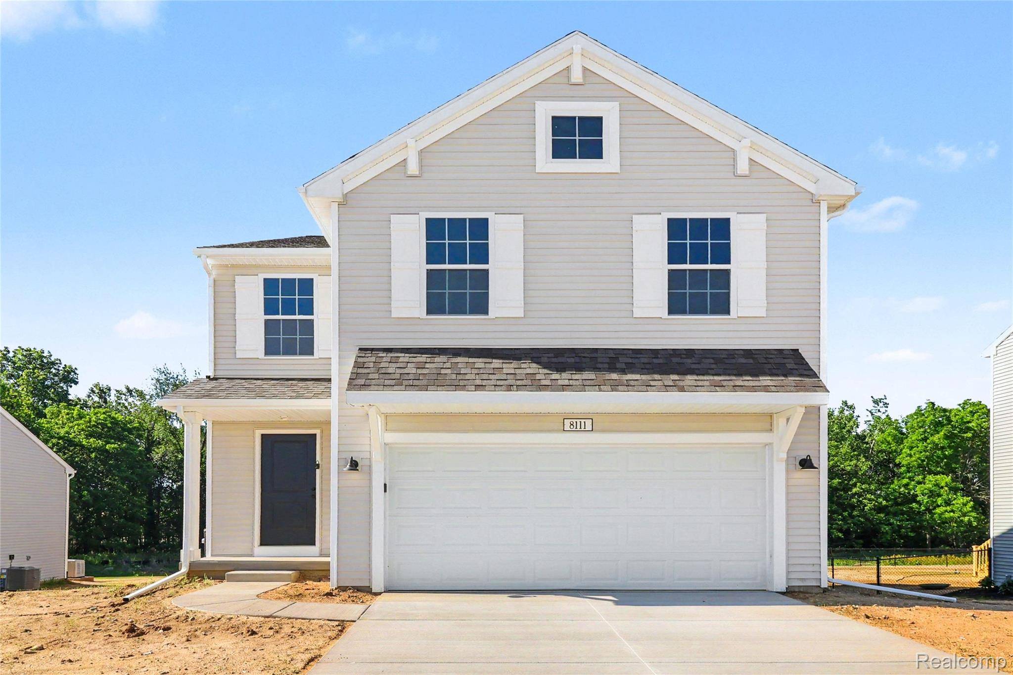 8111 Moonlight Creek LN, Handy Township, MI 48836