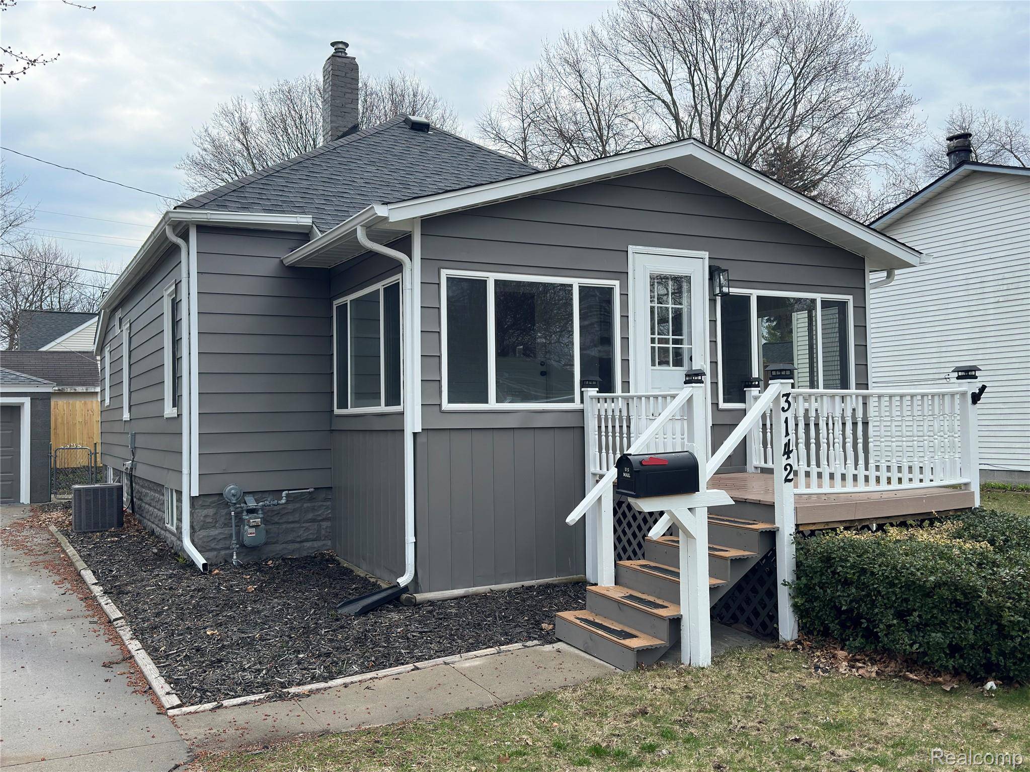 3142 Wright ST, Port Huron, MI 48060