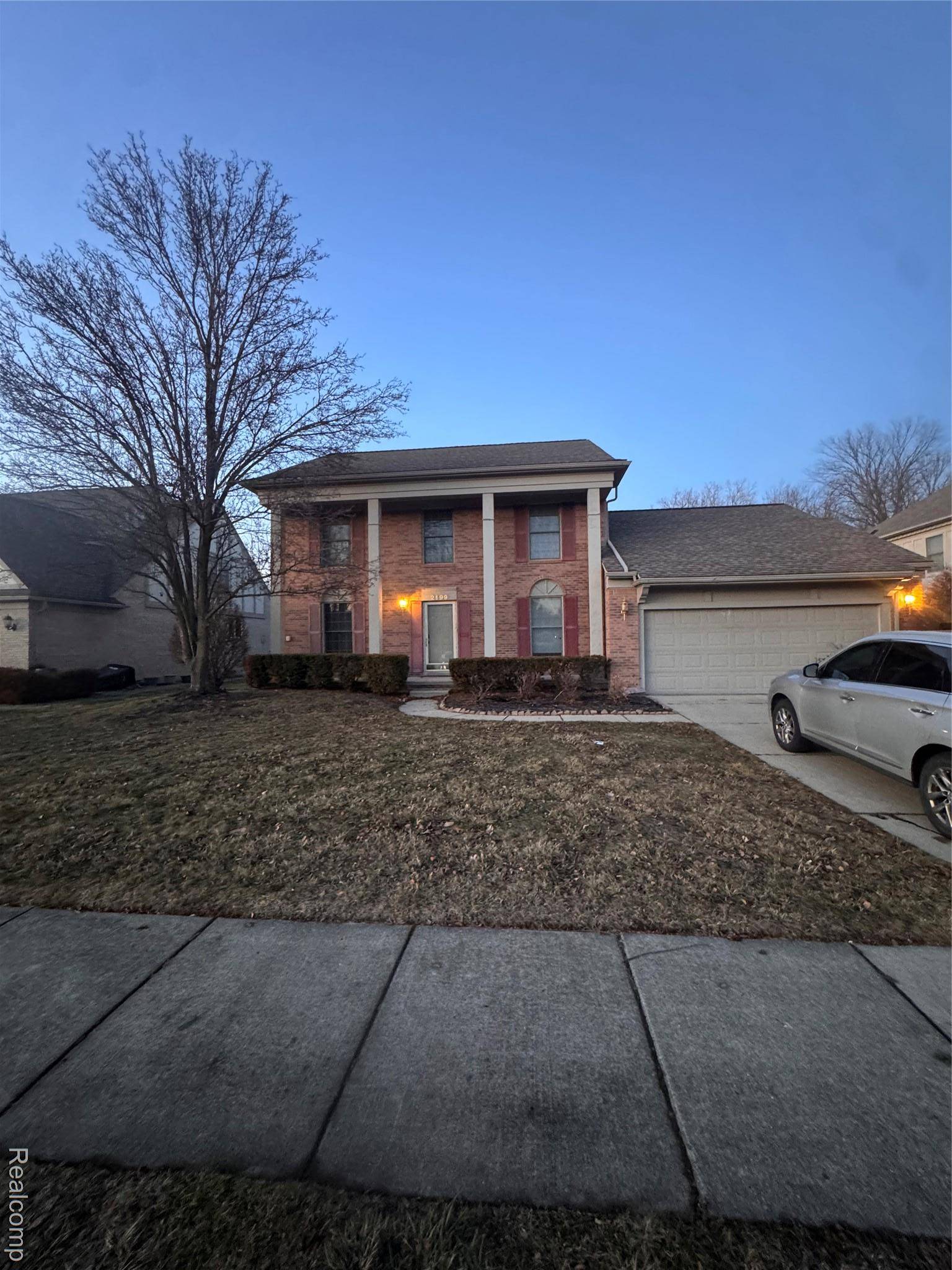 2199 Edgestone DR, Sterling Heights, MI 48314