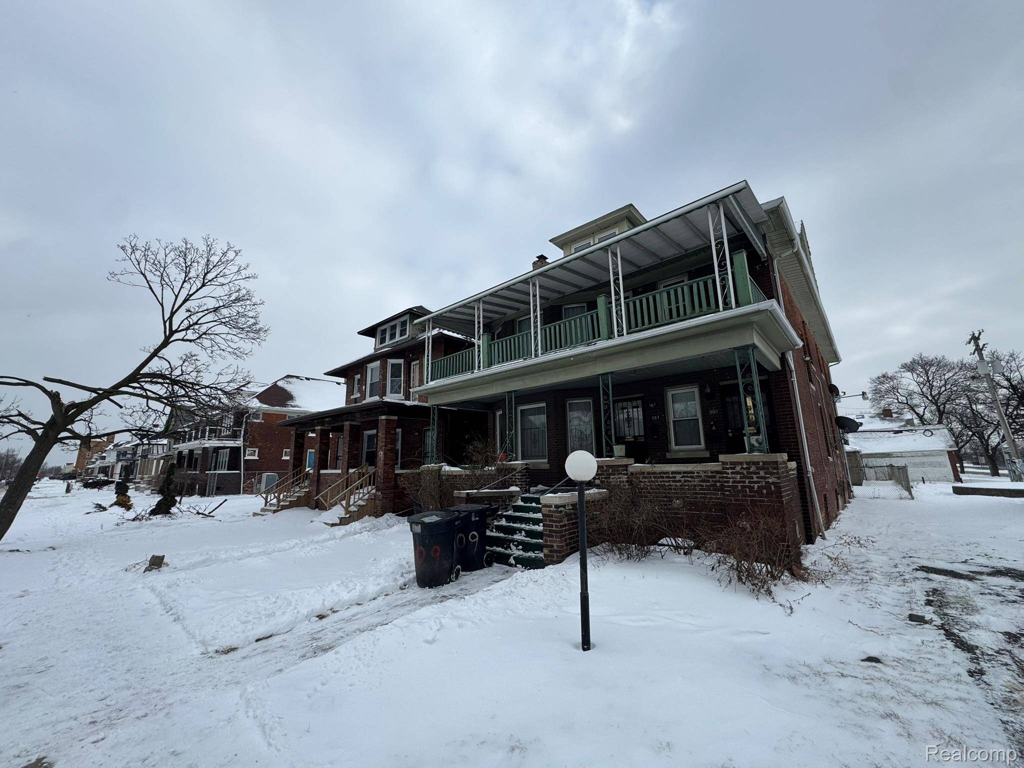 909/907 W Euclid ST, Detroit, MI 48202