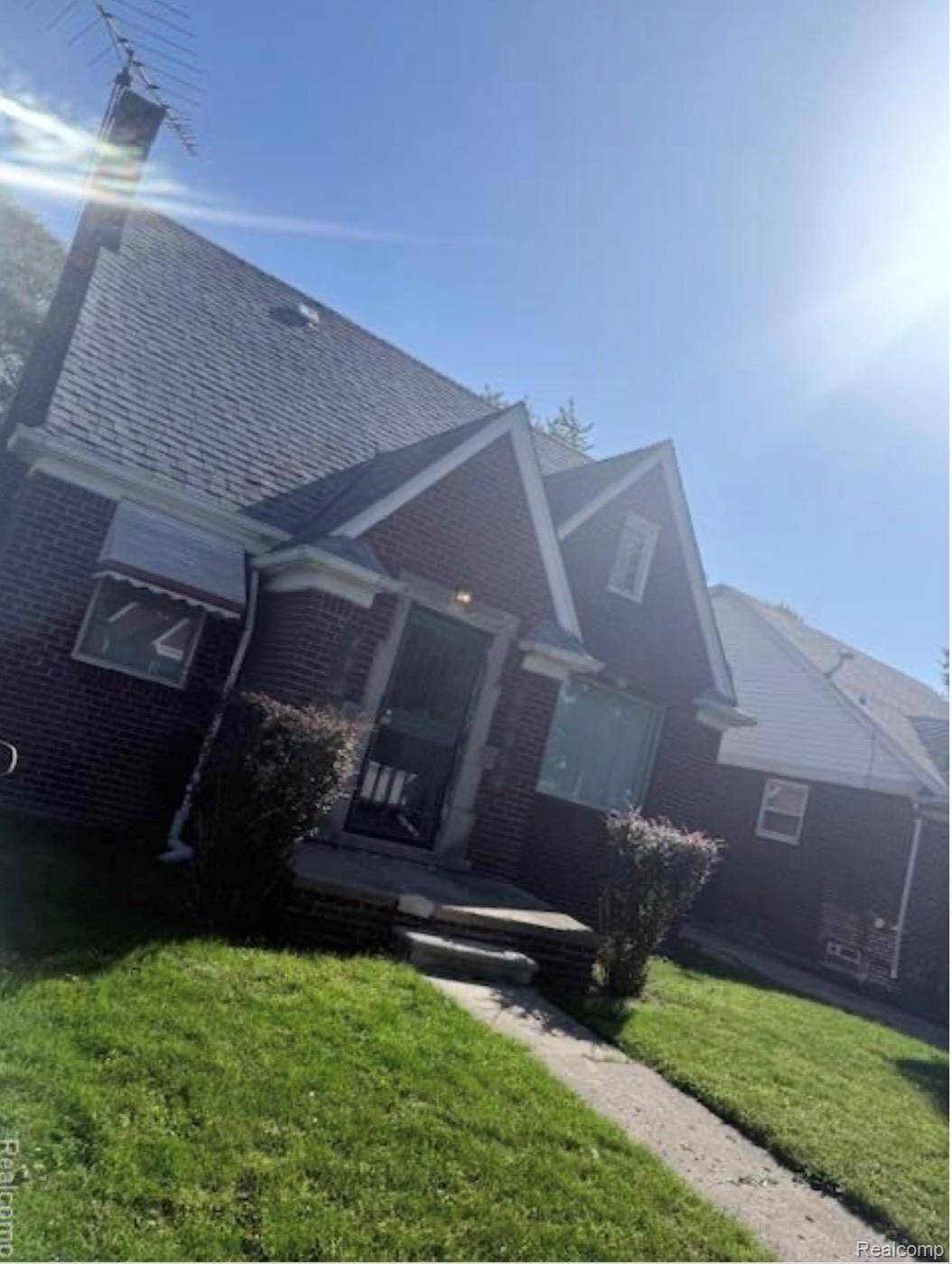 18436 Beland ST, Detroit, MI 48234