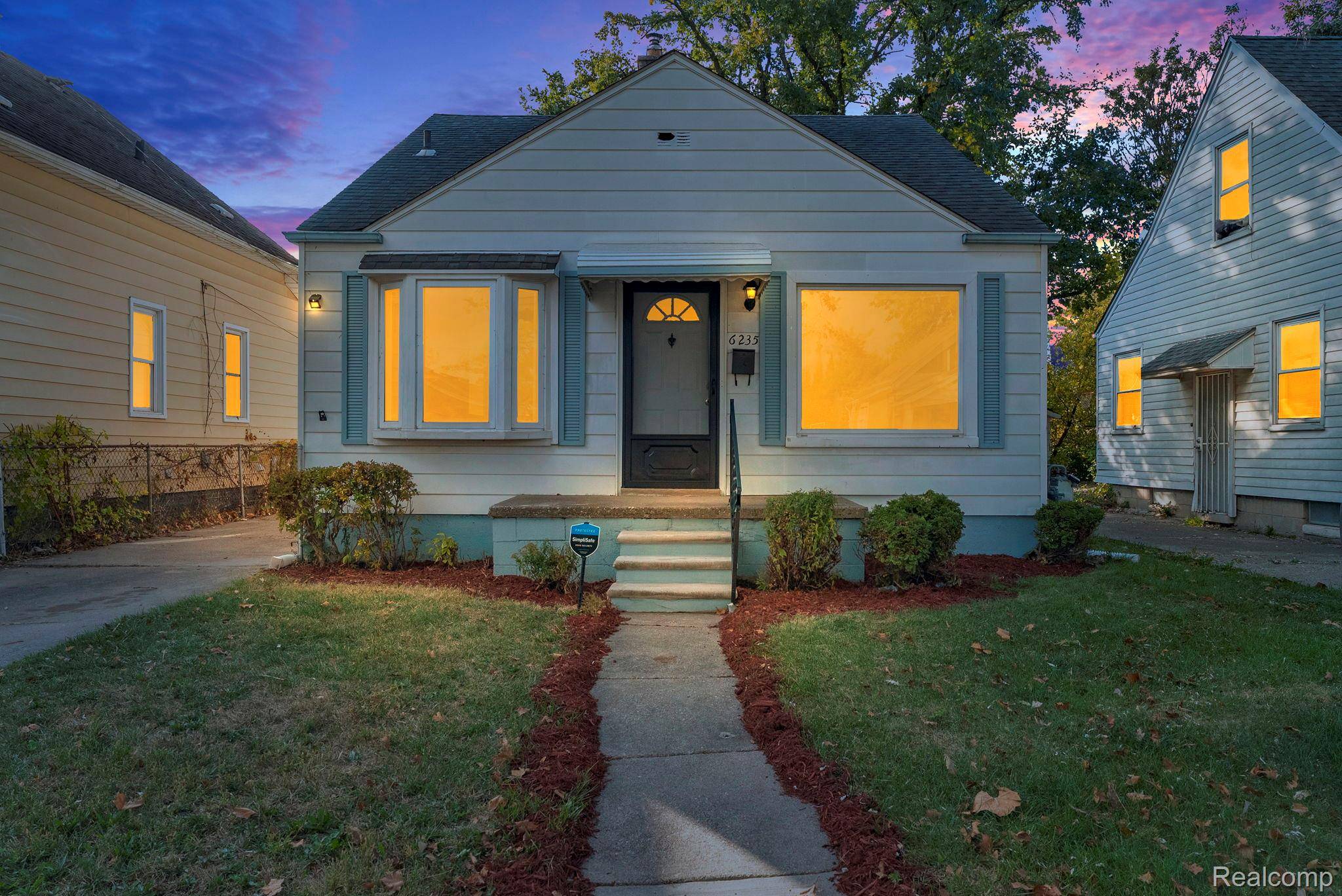 6235 Rosemont AVE, Detroit, MI 48228