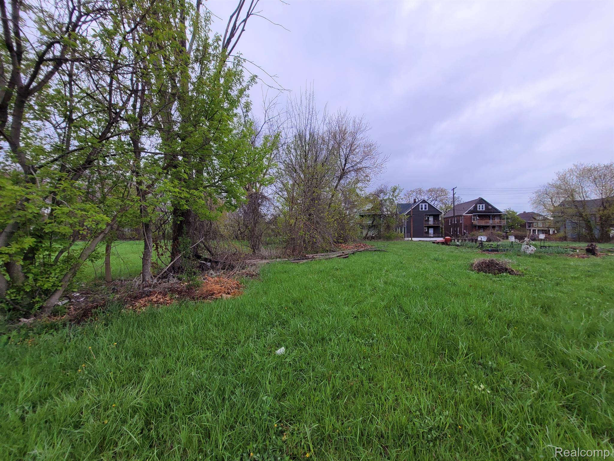 2148 Field ST, Detroit, MI 48214